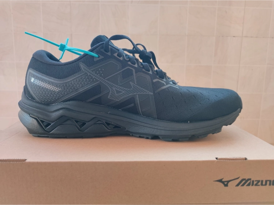 custom review-Mizuno Wave Inspire 18 Противоскользящий Устойчивый к истиранию Дышащий Низкий Топ Тренировочные Беговые кроссовки Мужские Черные