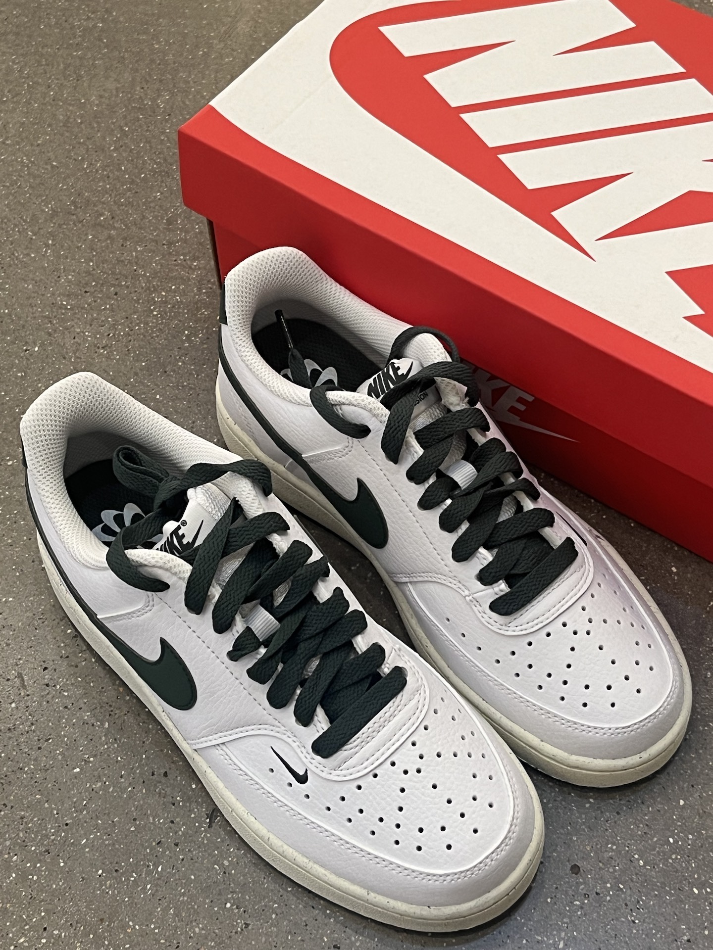 nike court vision low小空军春夏日休闲白绿配色板鞋!