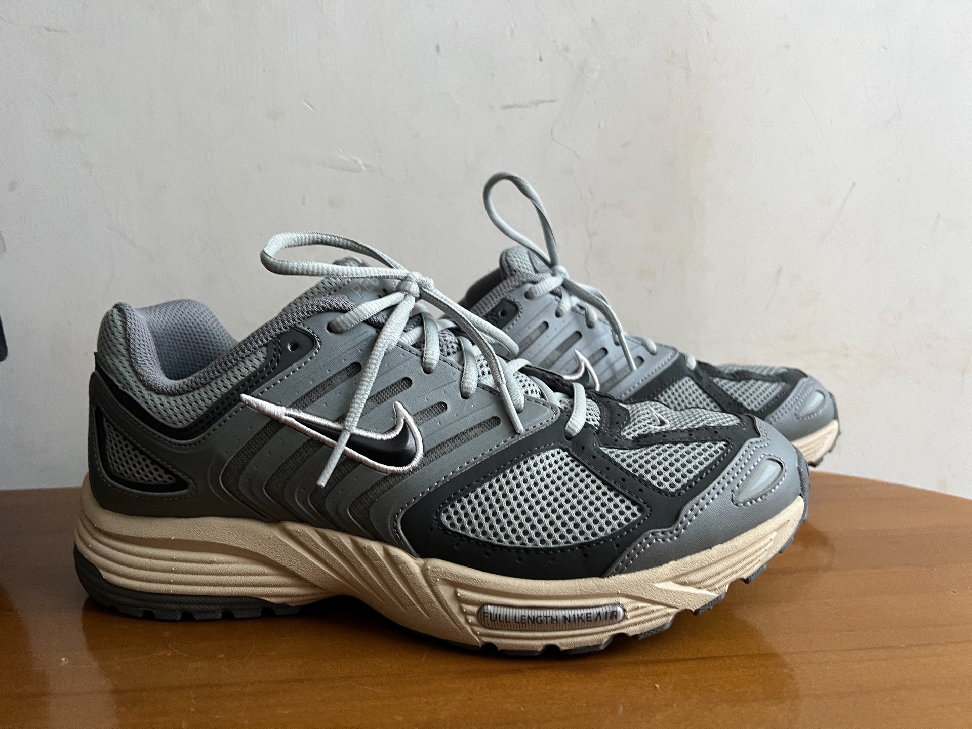 custom review-Nike Air Pegasus 2005 Устойчивый к истиранию Дышащий Низкий Топ Повседневная Беговая Обувь Унисекс Серый Черный