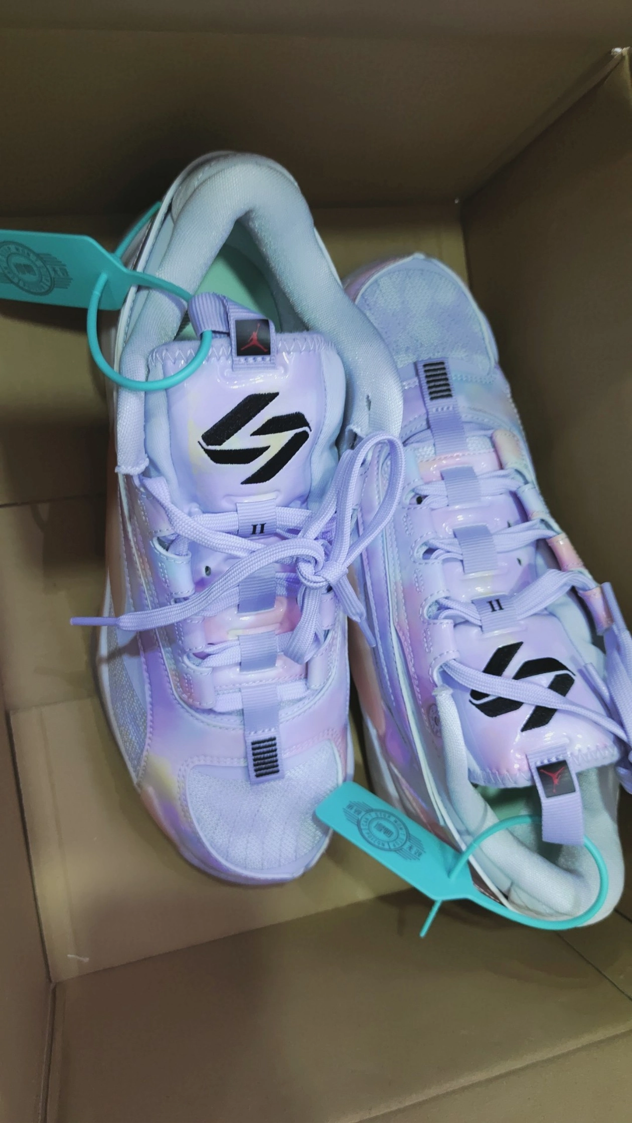 custom review-Джордан Luka 2 Nebula Дончич 2 Устойчивый к истиранию Дышащие Низкие Баскетбольные Кроссовки Унисекс Белый Фиолетовый Азиатская Версия