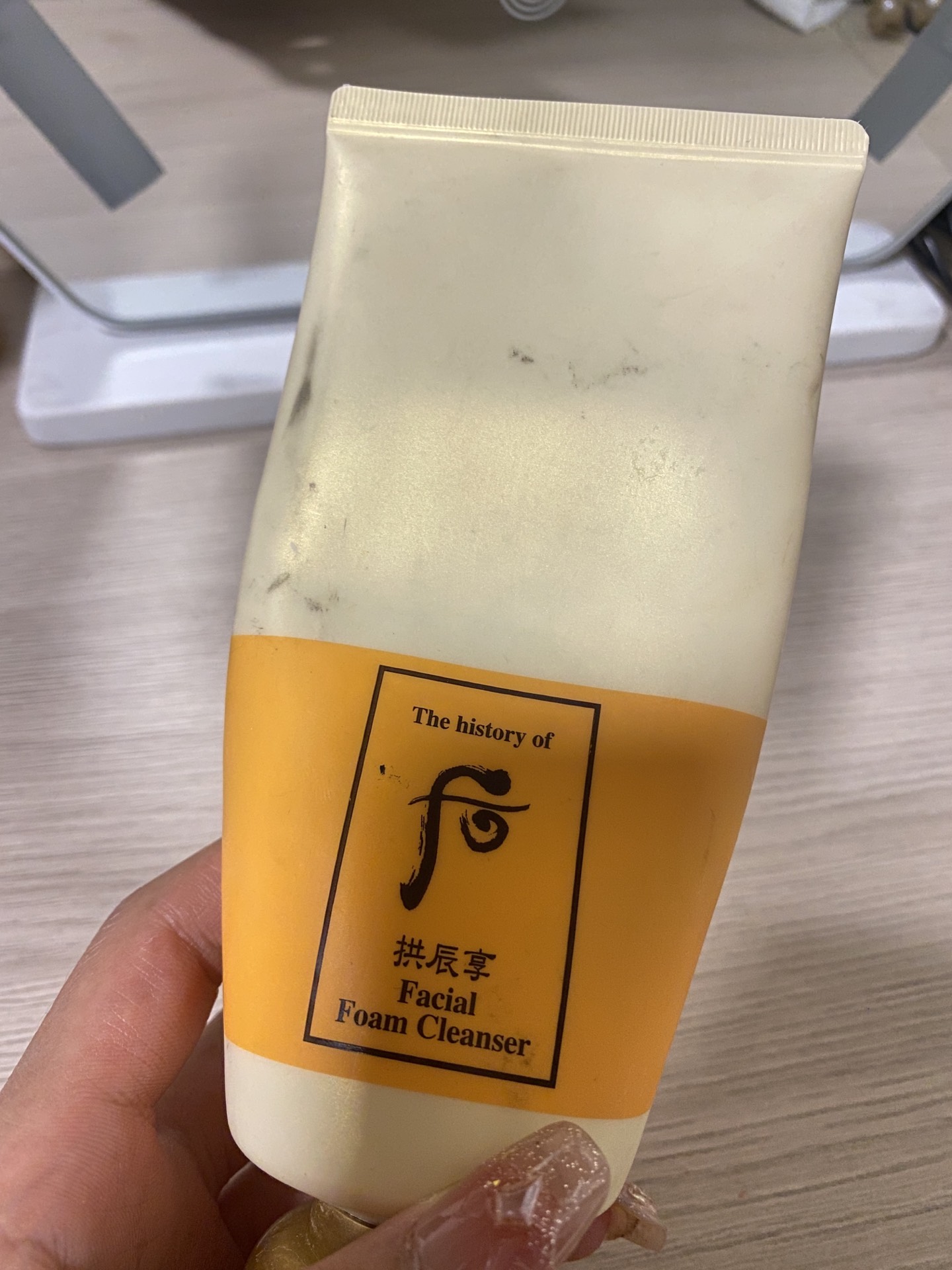 自用好几支的黄胖子洗面奶