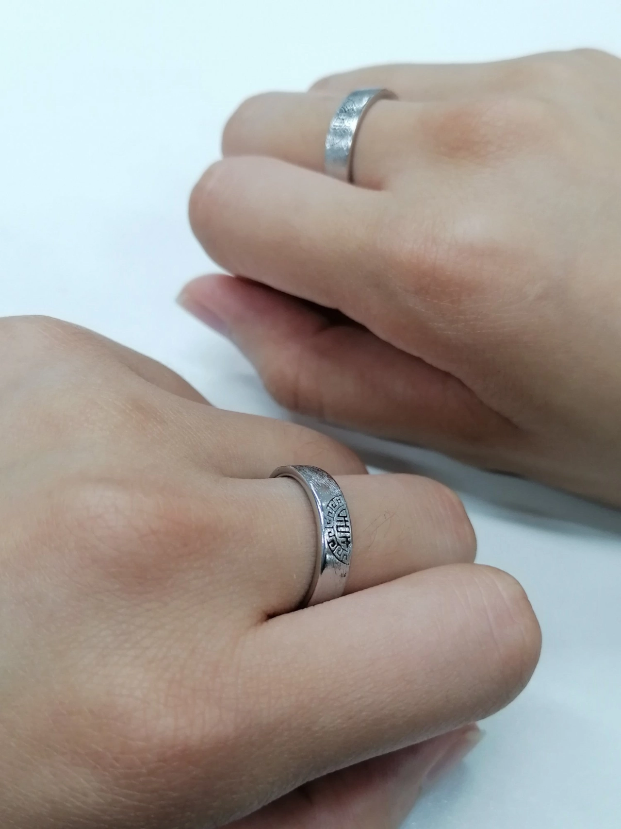 寓意着双喜临门的对戒