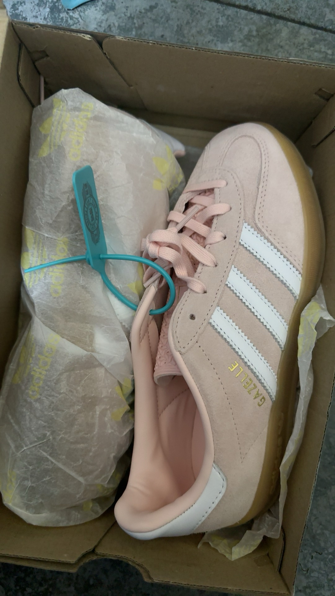 custom review-Adidas Gazelle Indoor Sandy Pink Women's