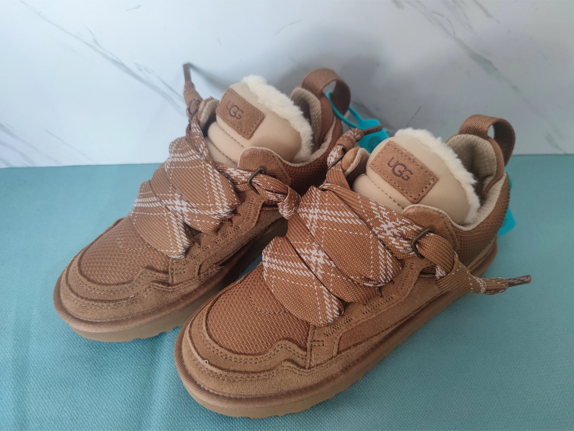 custom review-UGG Lowmel Chestnut Women's