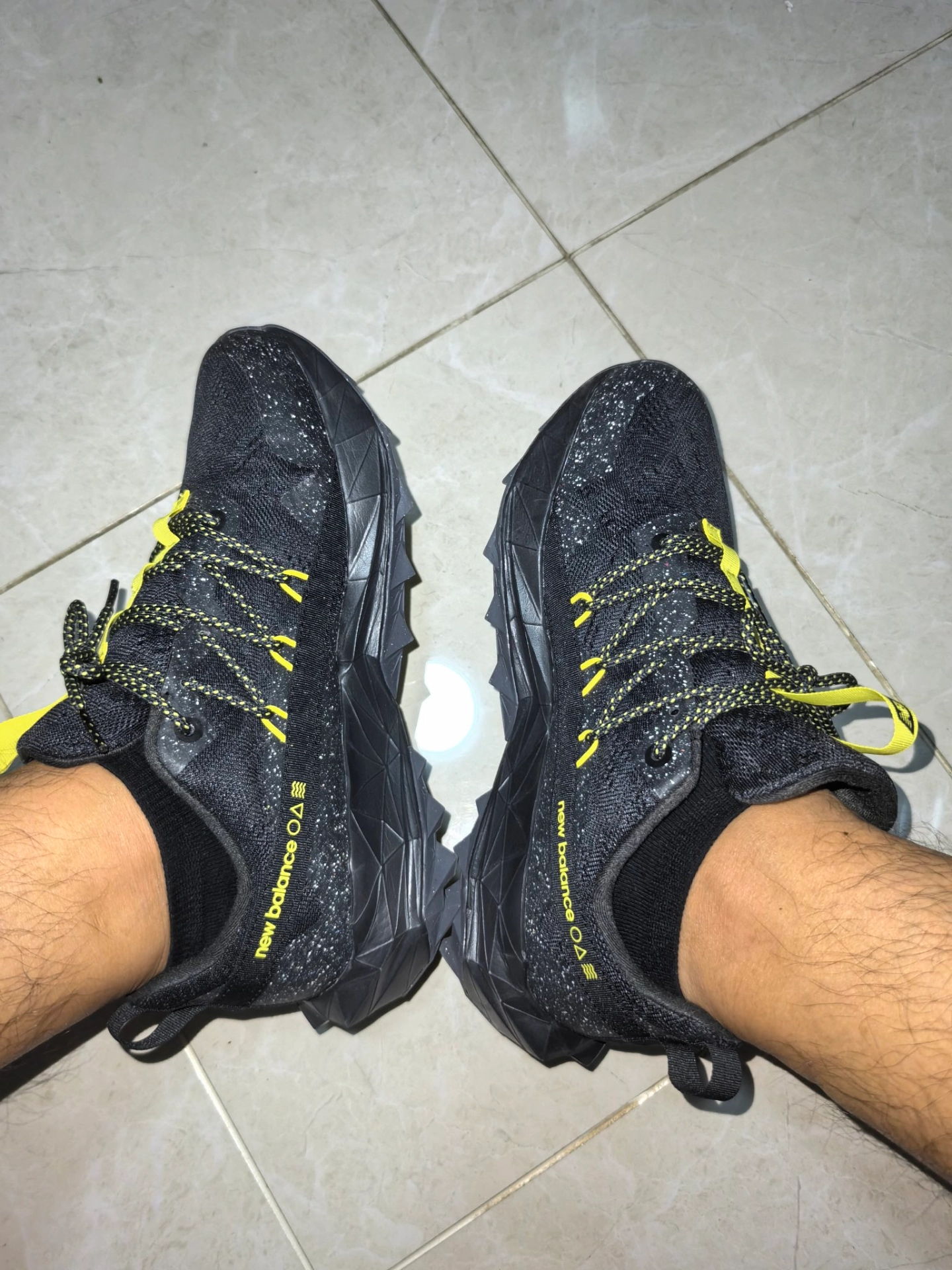 custom review-New Balance NB Tektrel Водонепроницаемое покрытие Отскок Низкие кроссовки для бега по пересеченной местности Мужские Черные Желтые