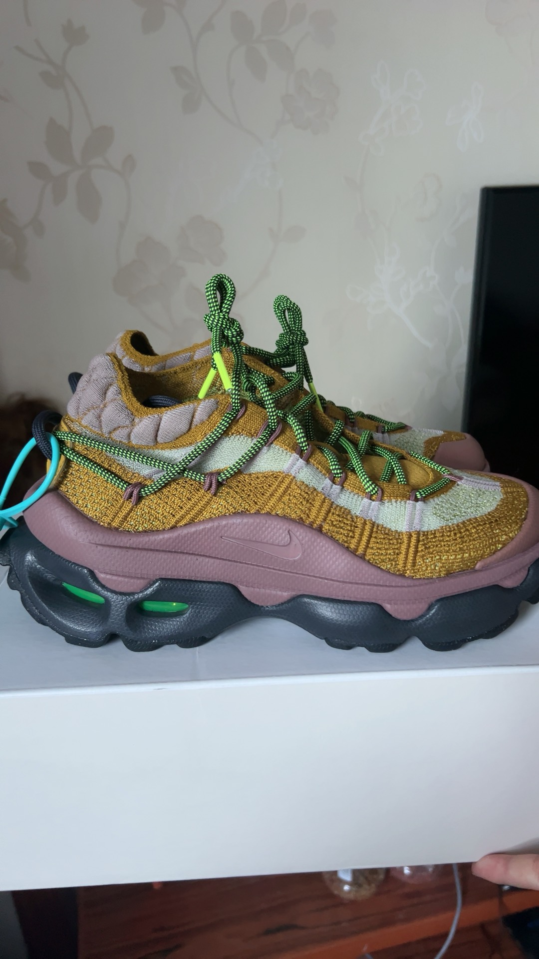 custom review-Nike Air Max Flyknit Venture Устойчивый к истиранию Низкий Топ Повседневные Беговые кроссовки Женские Желто-розовые