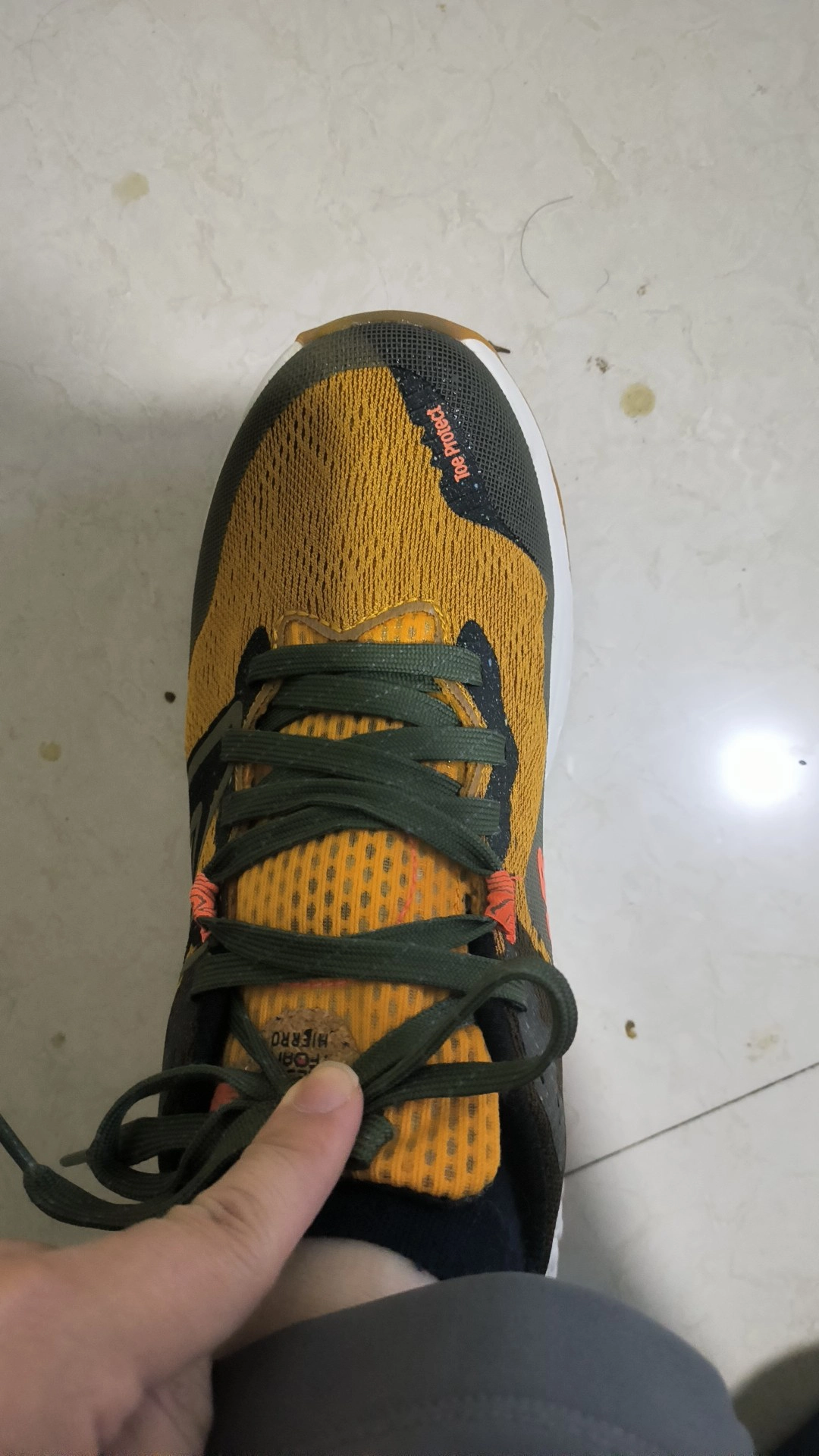 custom review-New Balance Hierro v7 Дышащие Низкие Кроссовки для Беговых Пути Мужские Коричнево-Желтые