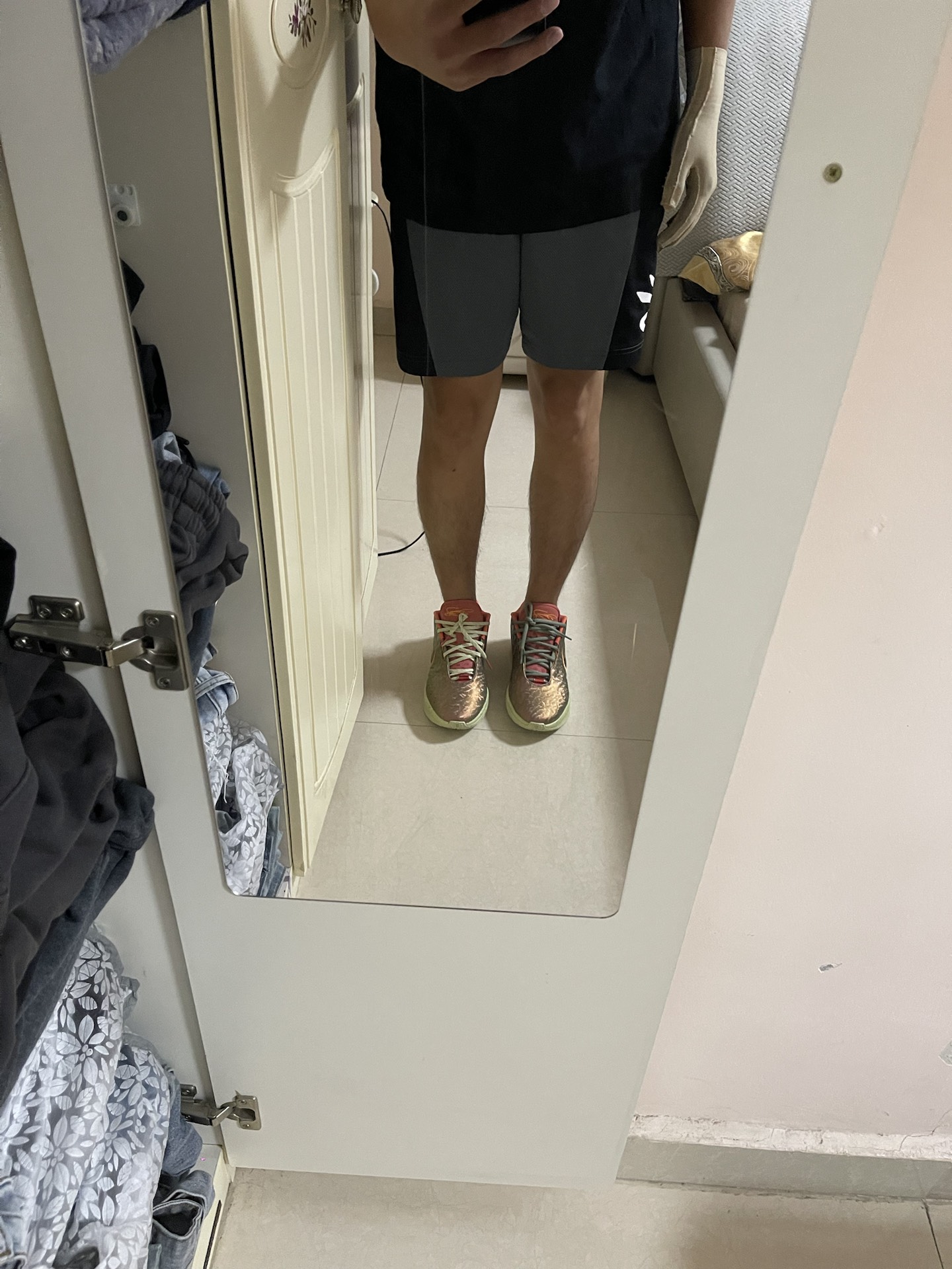 custom review-Nike Lebron 21 Low Топ Баскетбольные кроссовки Мужской Красный Желтый Азиатская версия