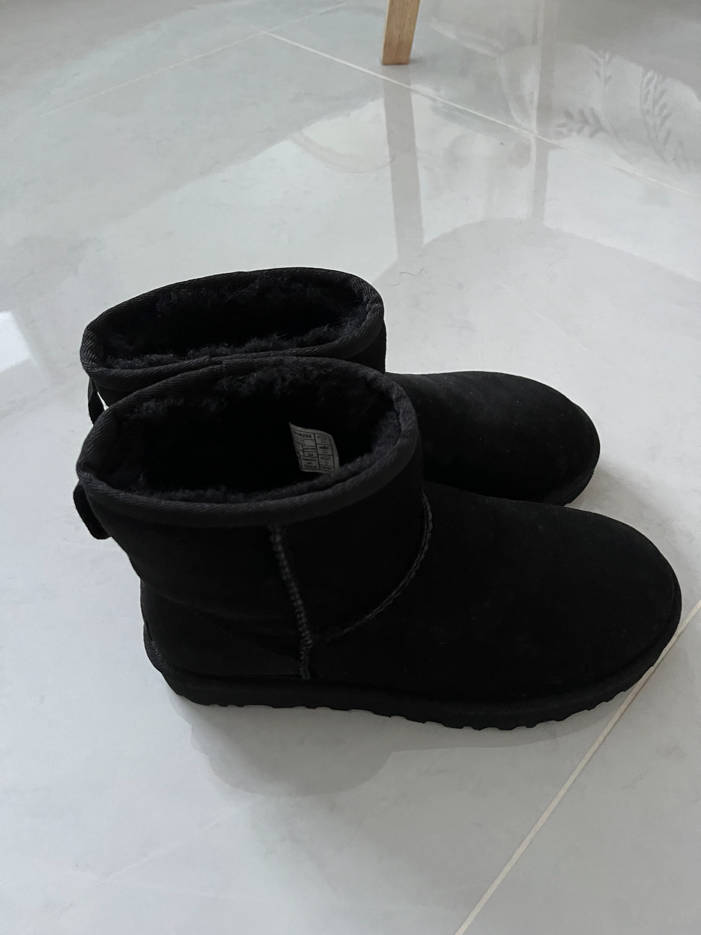custom review-UGG CLASSIC MINI Короткий Снегокат Женские Черный
