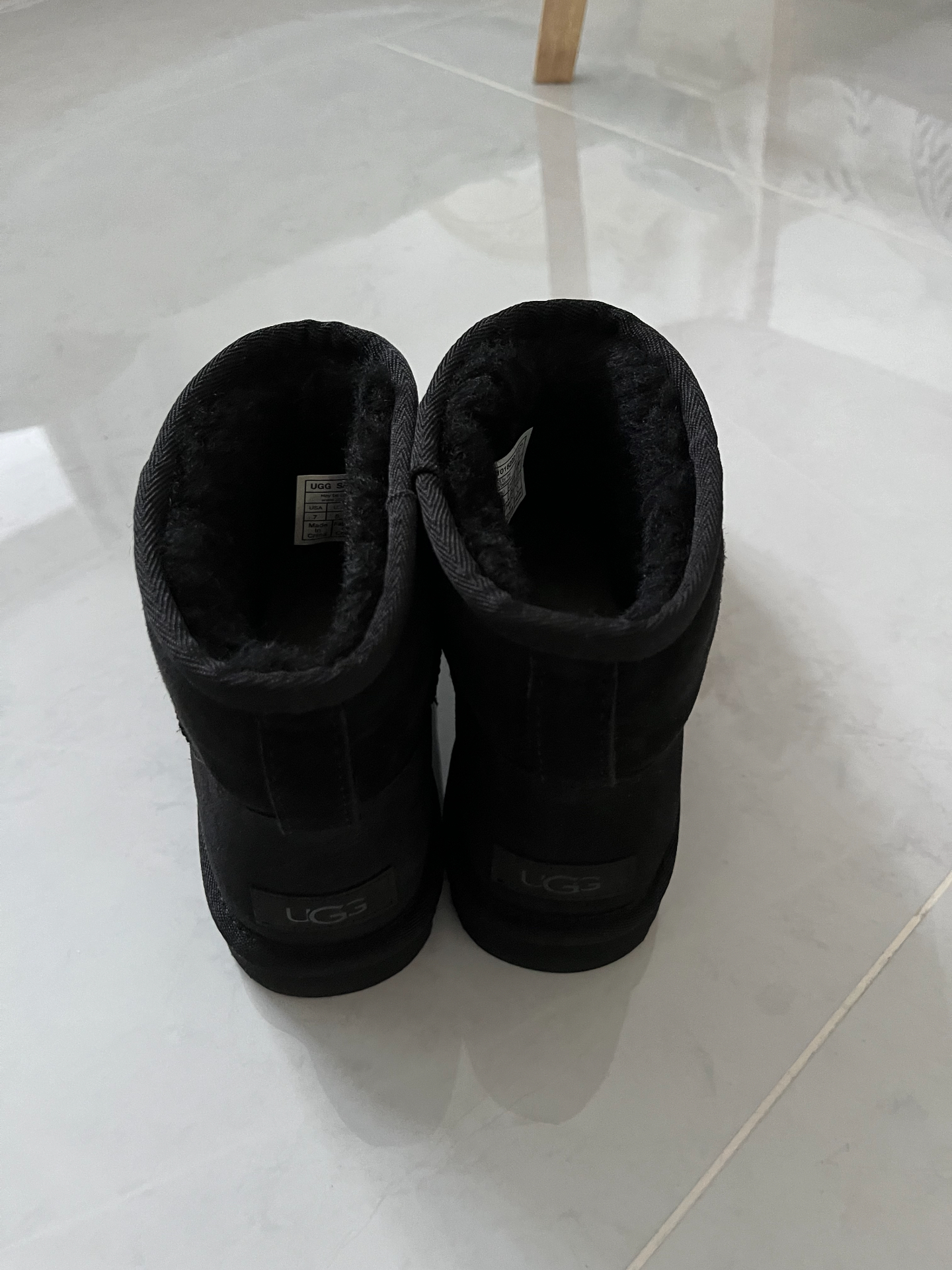 custom review-UGG CLASSIC MINI Короткий Снегокат Женские Черный