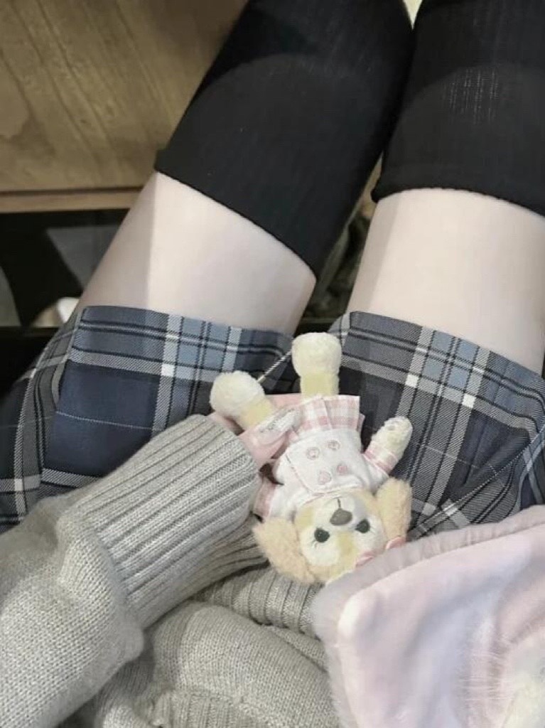 我腿这么白不露可惜了
