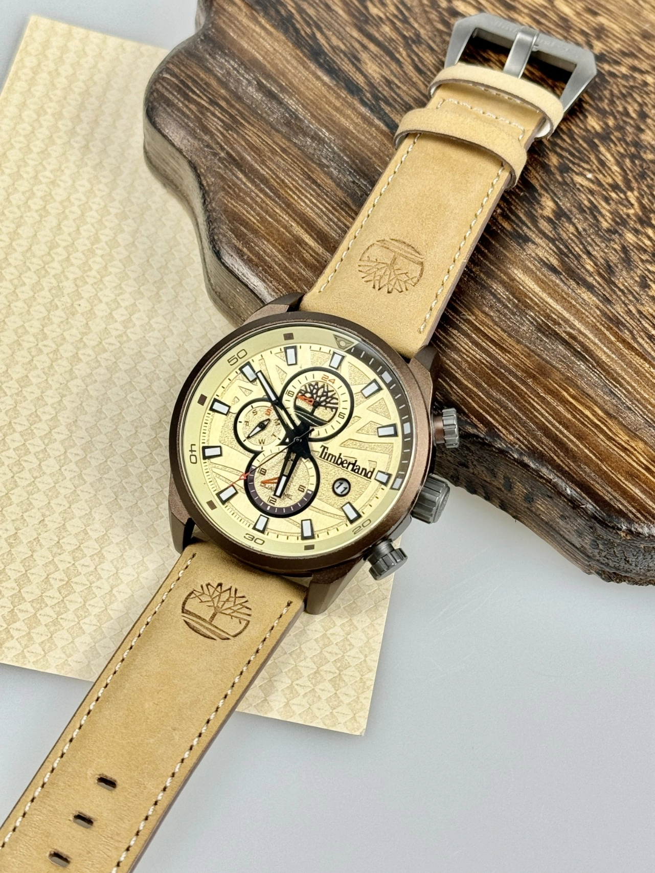 这个手表很适合户外啊!