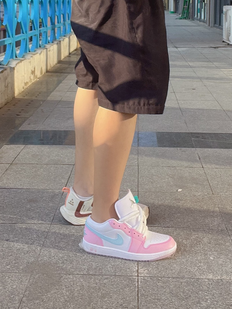 custom review-Jordan Air Jordan 1 Устойчивые к истиранию Низкие Топы Винтажные Баскетбольные Кроссовки Женские Белые