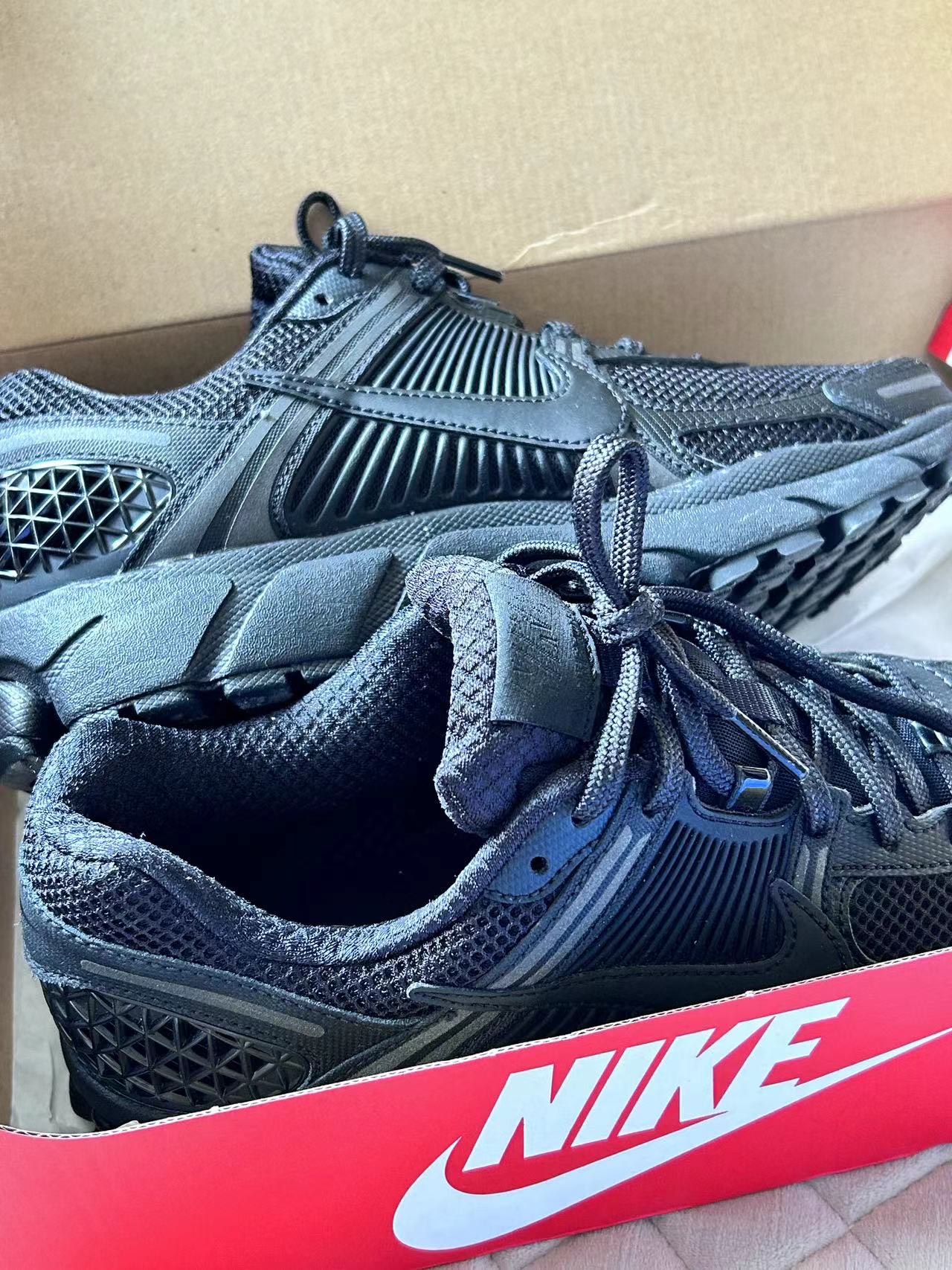 custom review-Nike Air Zoom Vomero 5 Амортизация Противоскользящий Дышащий Низкий Топ Повседневный Тренировки Городской Коммутирование