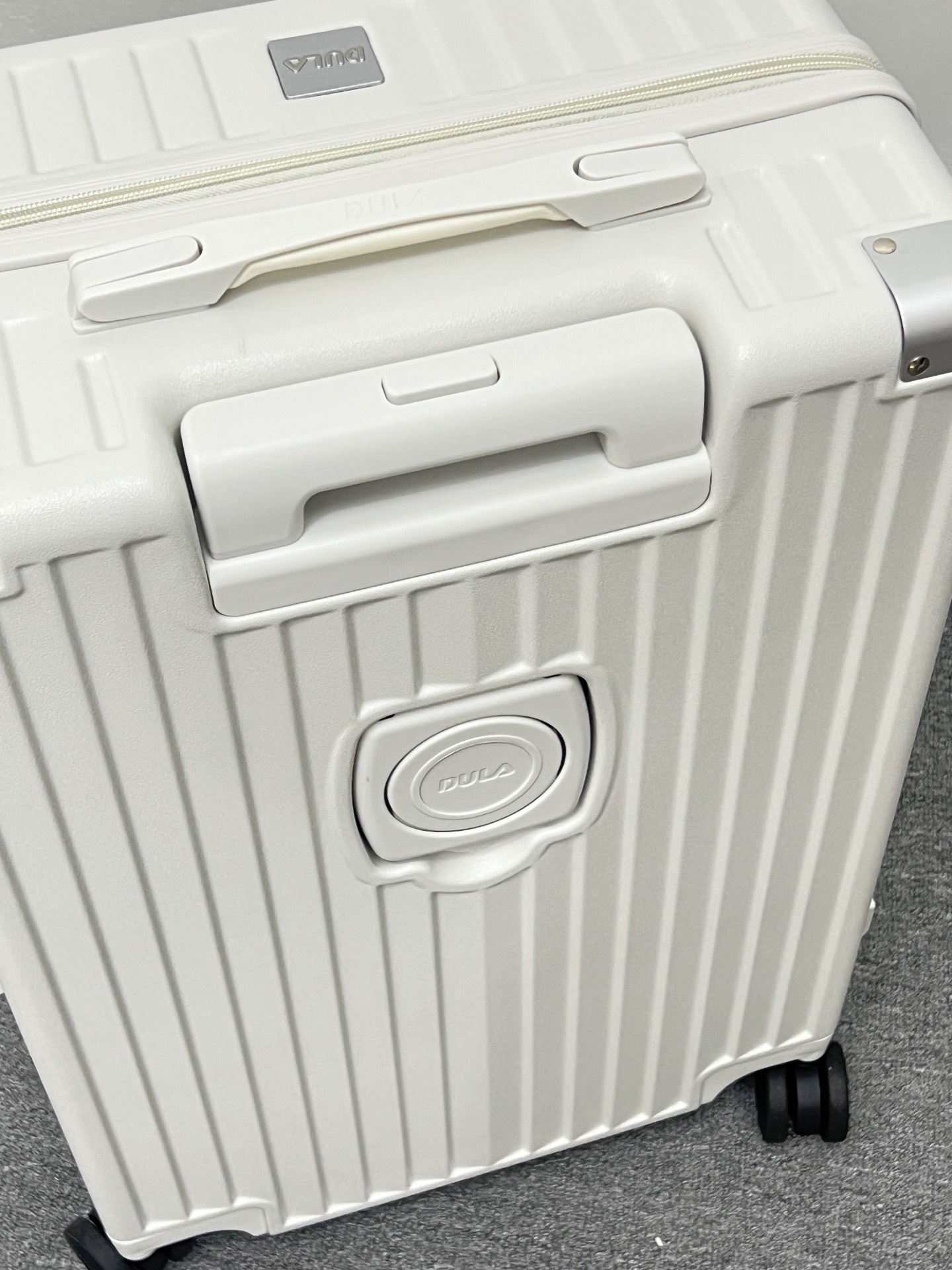 藏不住啦!不愧是我一眼相中的行李箱!