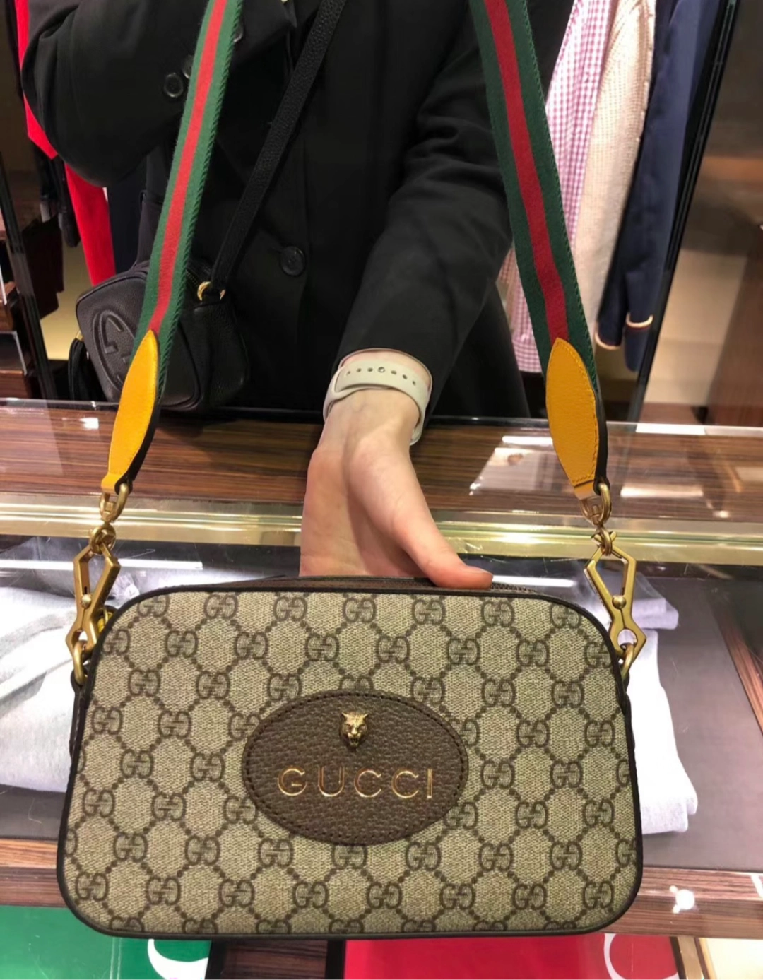 一眼沦陷😍😍 肖战同款gucci相机包