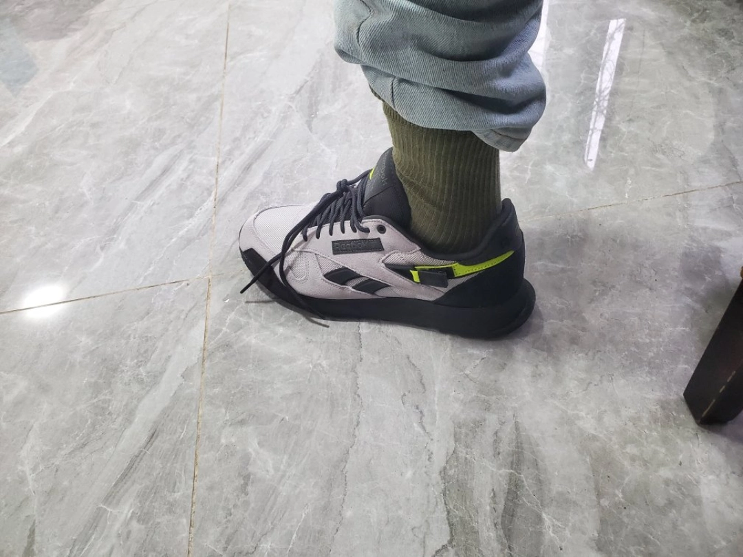 custom review-Reebok совместный низкий топ беговые кроссовки унисекс серый черный