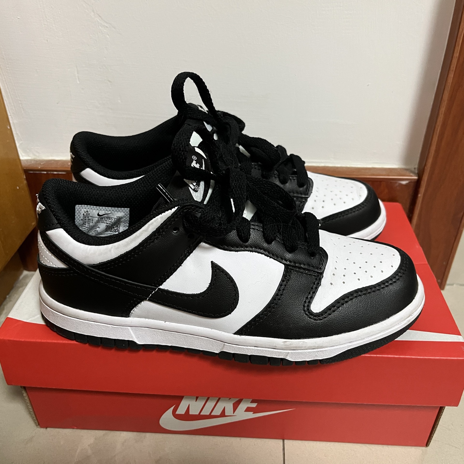 custom review-Nike Dunk Low Retro White Black Panda GS
