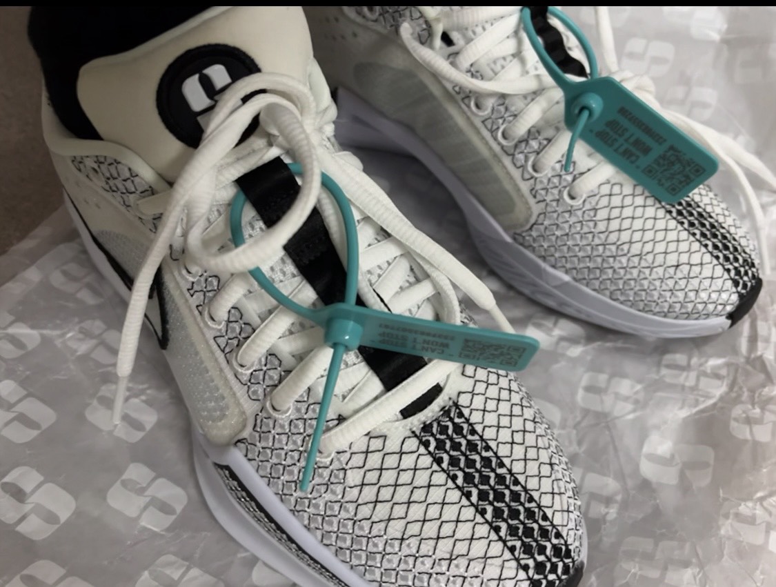 custom review-Nike Sabrina 1 'Магнитный' Низкие Баскетбольные Кроссовки Женские Белые Черные Азиатская Версия