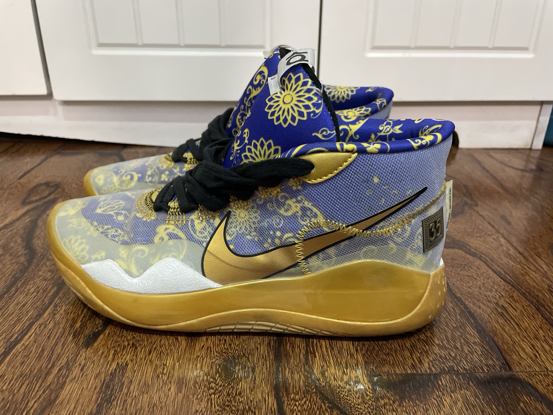 求助全网,见没见过这个配色的kd12