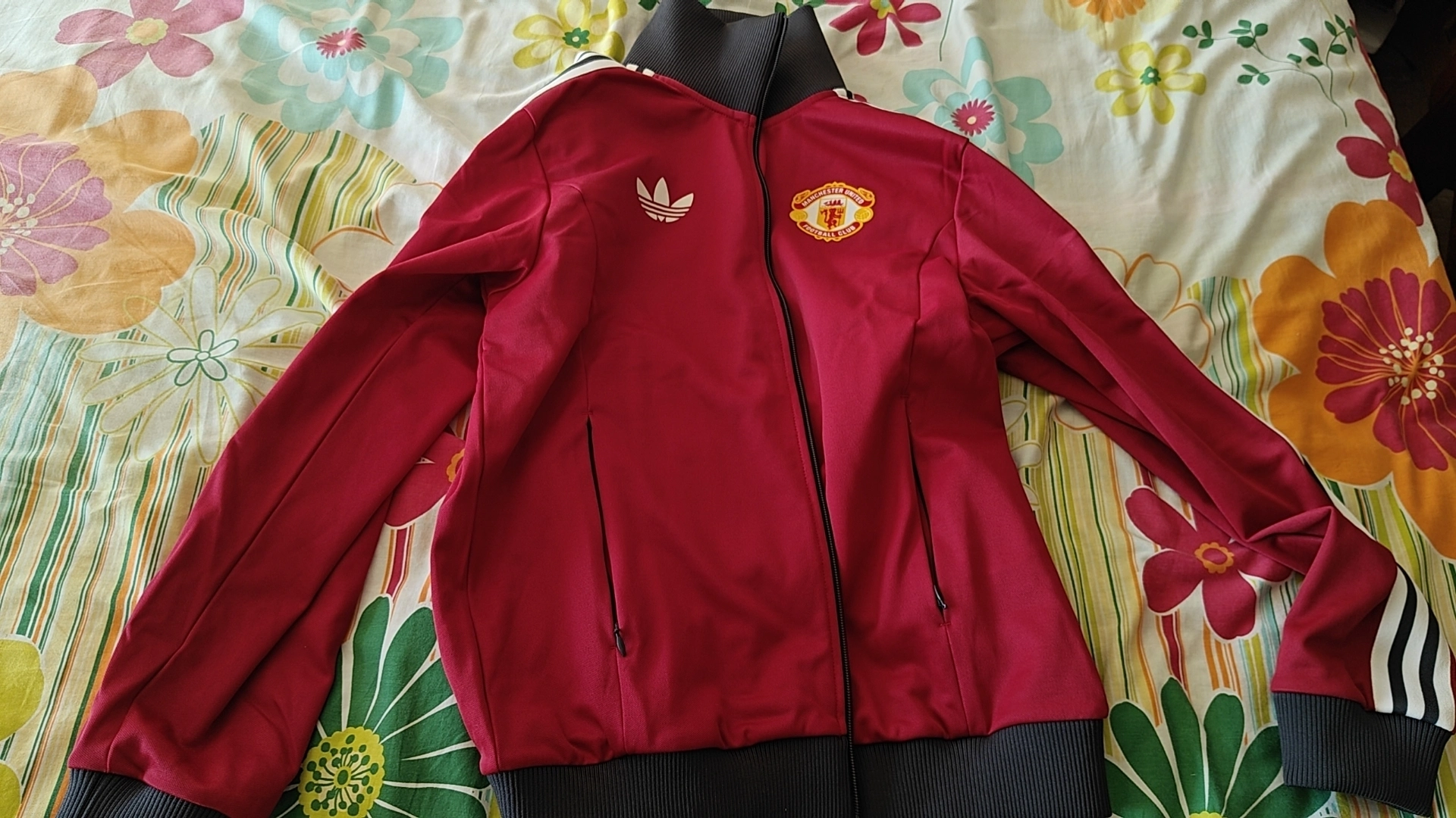 custom review-Adidas Originals MUFC MANCHESTER UNITED FW24 Куртка Мужская Victory Red