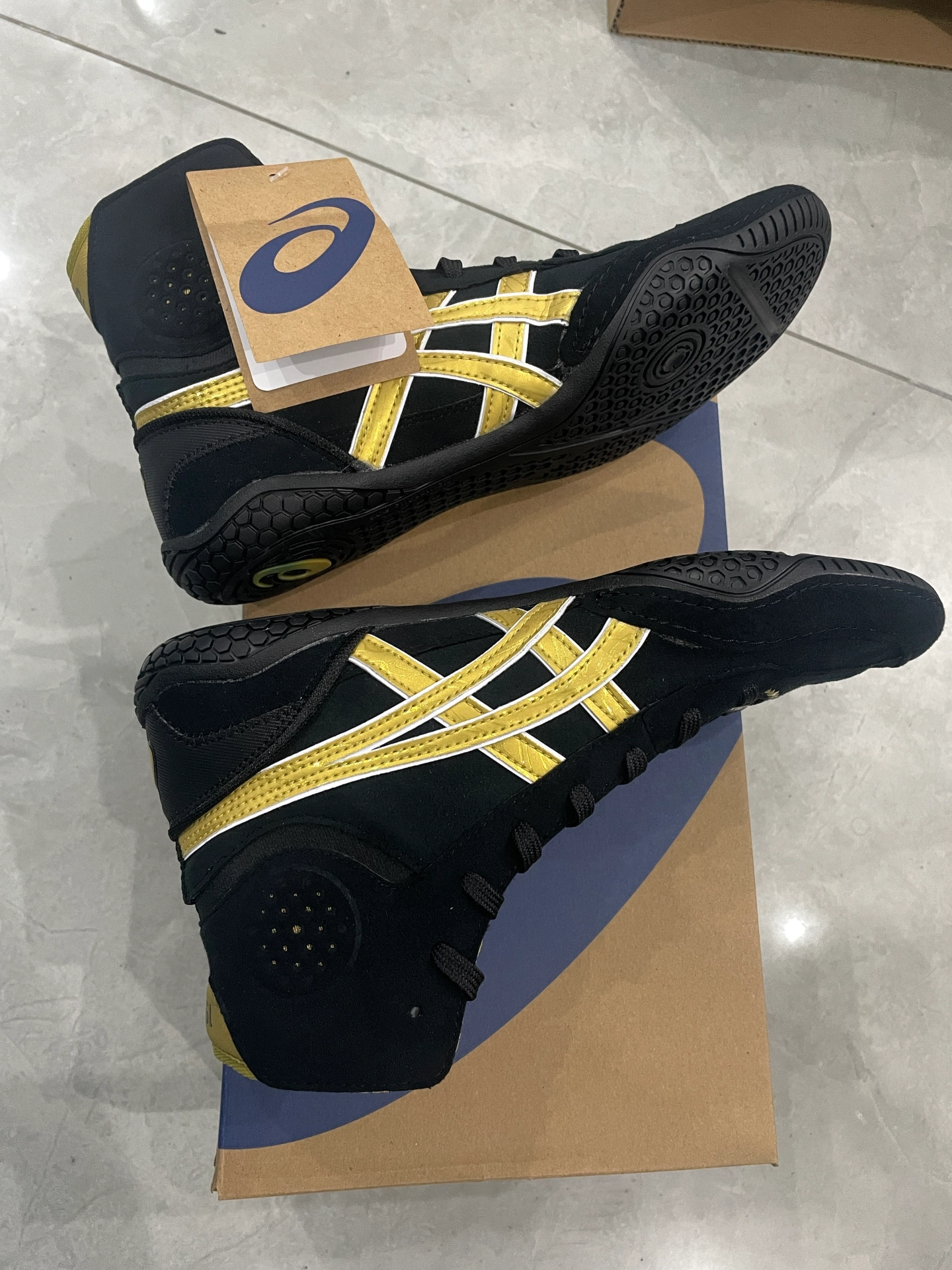 custom review-Asics Dan Gable Evo 3 High Топ Кроссовки для тренировок Унисекс Черный Золото