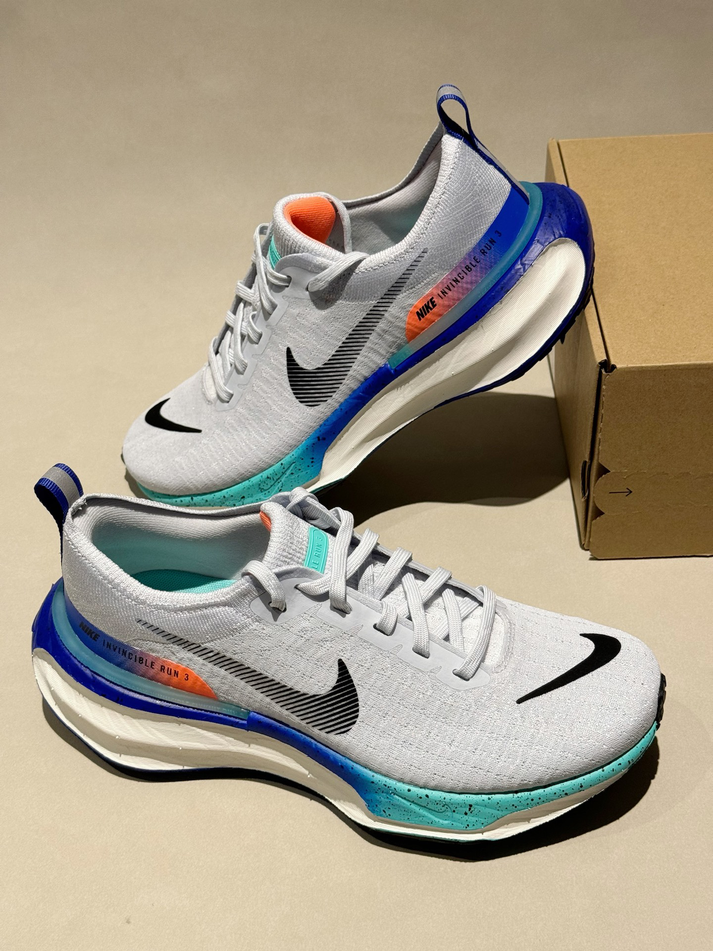 适合夏天的透气跑鞋