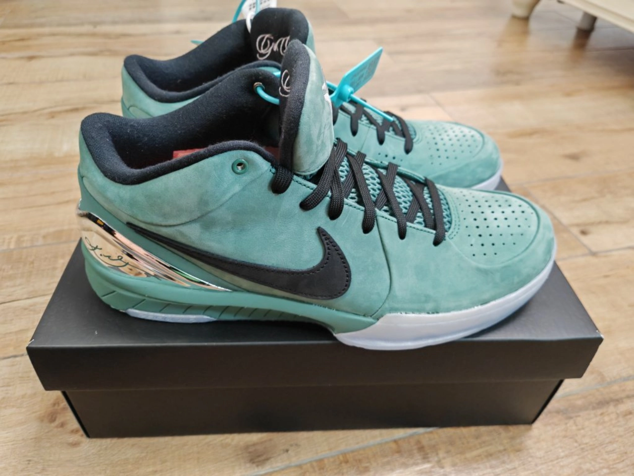 custom review-Nike Zoom Kobe 4 Protro 'Girl Dad'