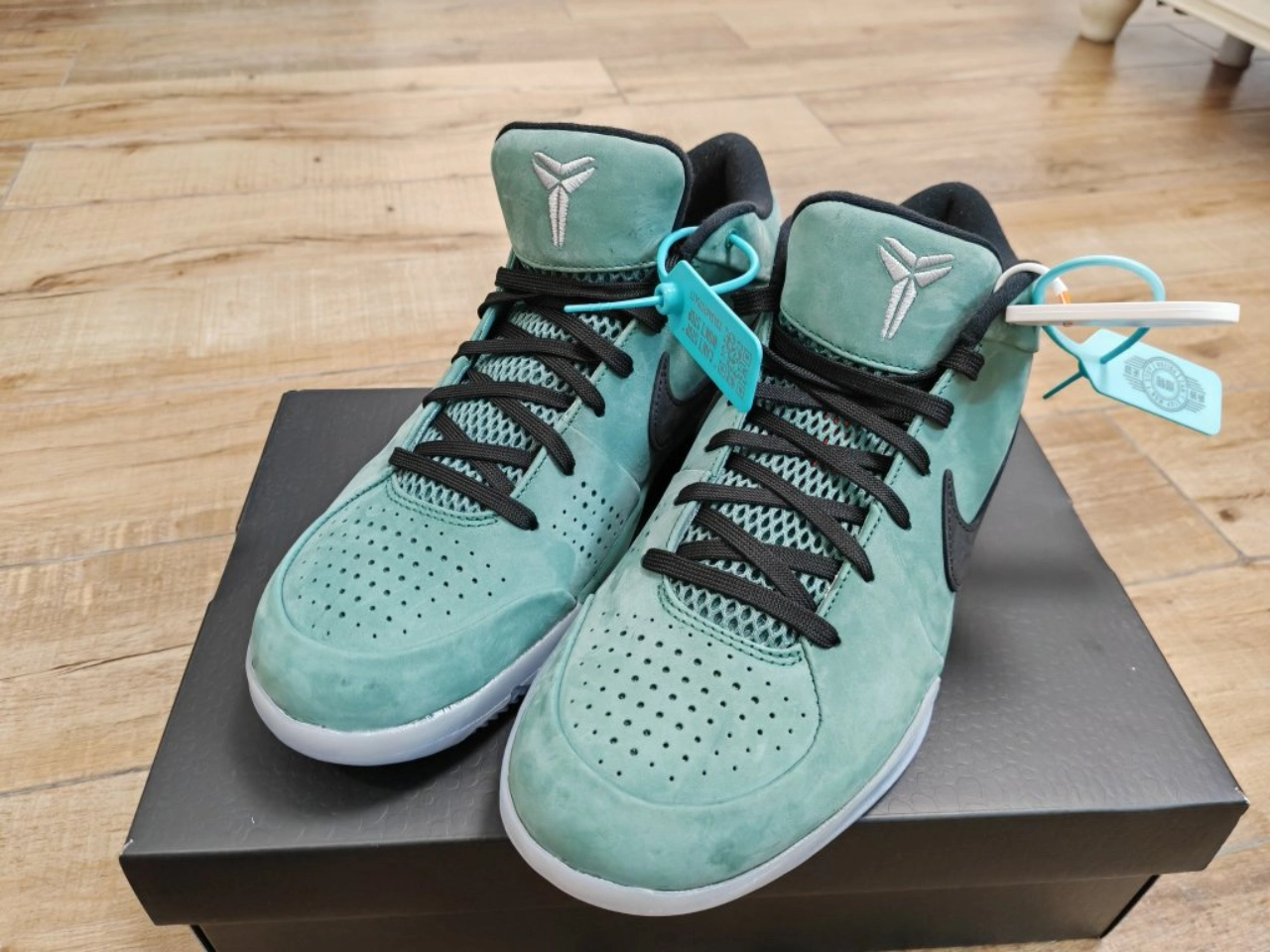 custom review-Nike Zoom Kobe 4 Protro 'Girl Dad'