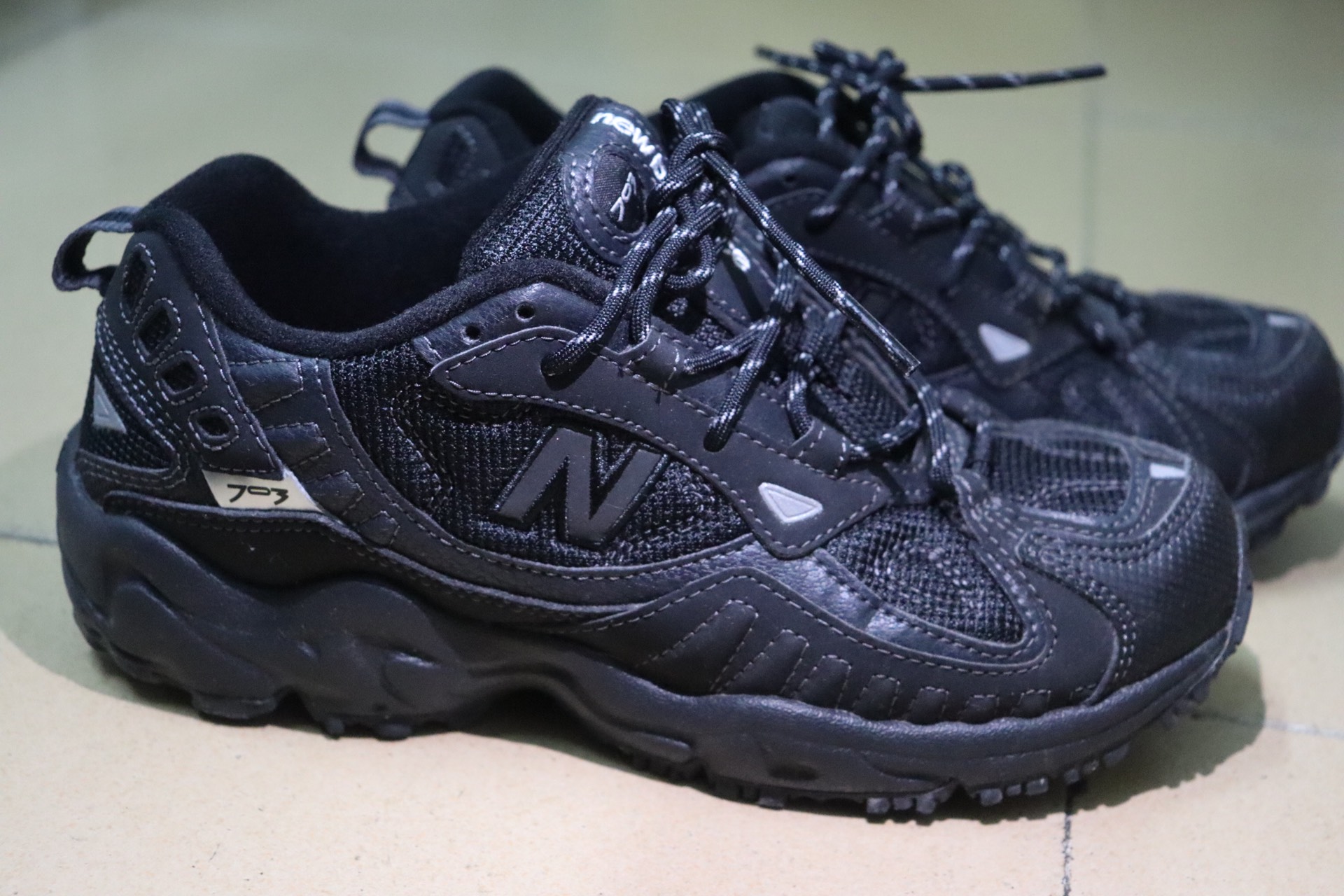 custom review-New Balance NB 703 Уличная обувь Низкий топ Женский