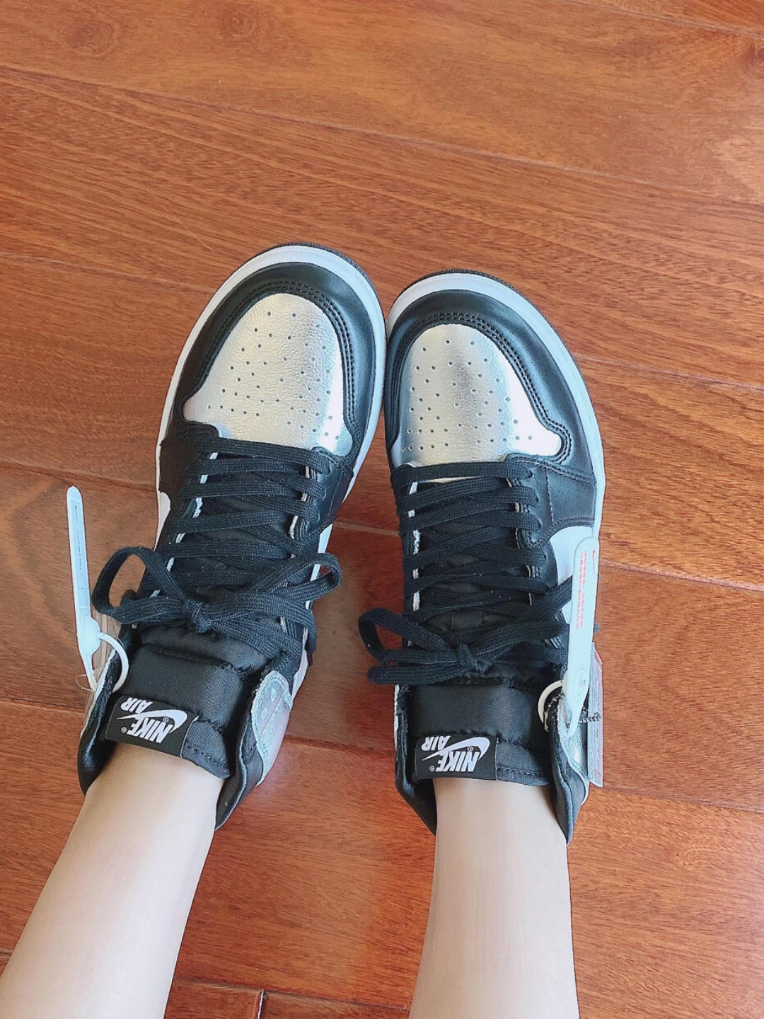 air jordan 1 aj黑银上脚图