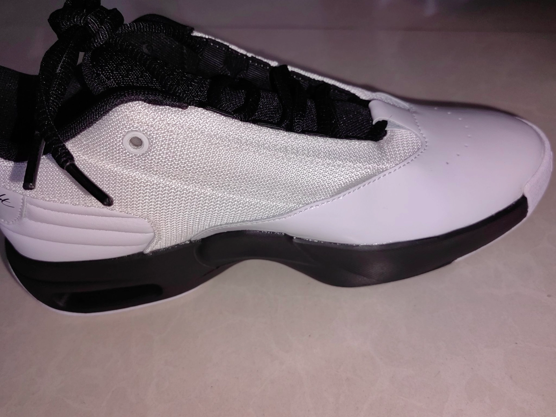 custom review-Jordan Max Aura 6 Нижняя юбка Устойчивая к истиранию Низкий Топ Кэжуал Мужской Белый