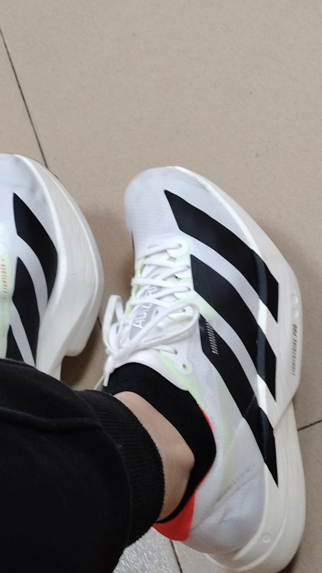 custom review-Adidas Adizero Adios Pro 4 Амортизация Износостойкий Низкий Топ Беговые кроссовки Мужские Белые