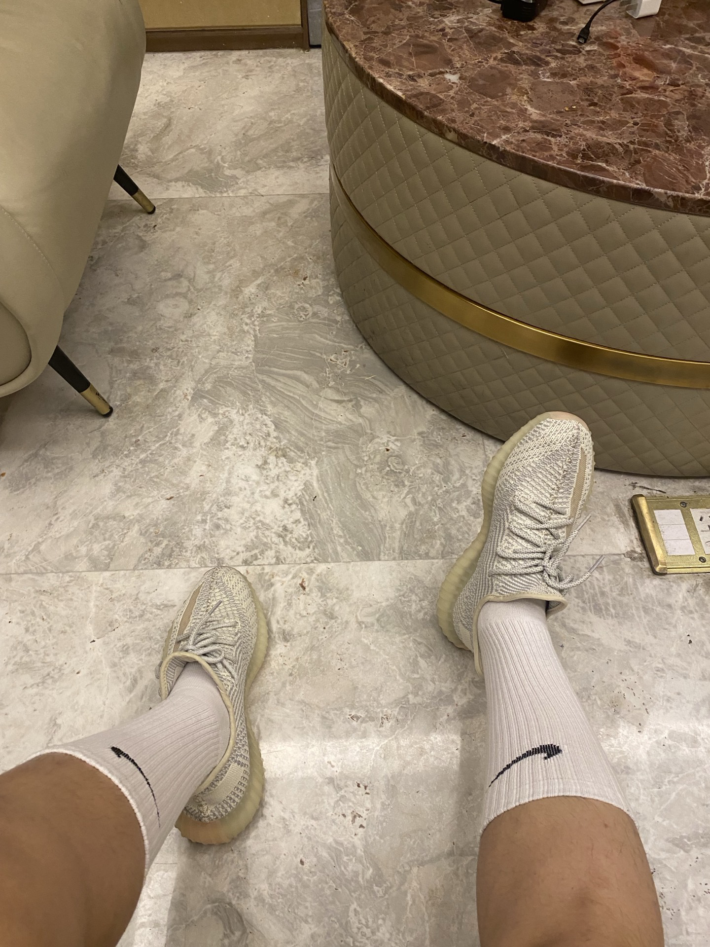 nike长筒白袜运动袜