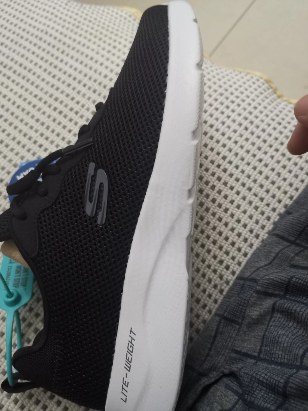 custom review-Skechers Dynamight 2,0 Low Топ Беговые кроссовки Мужской Черный белый