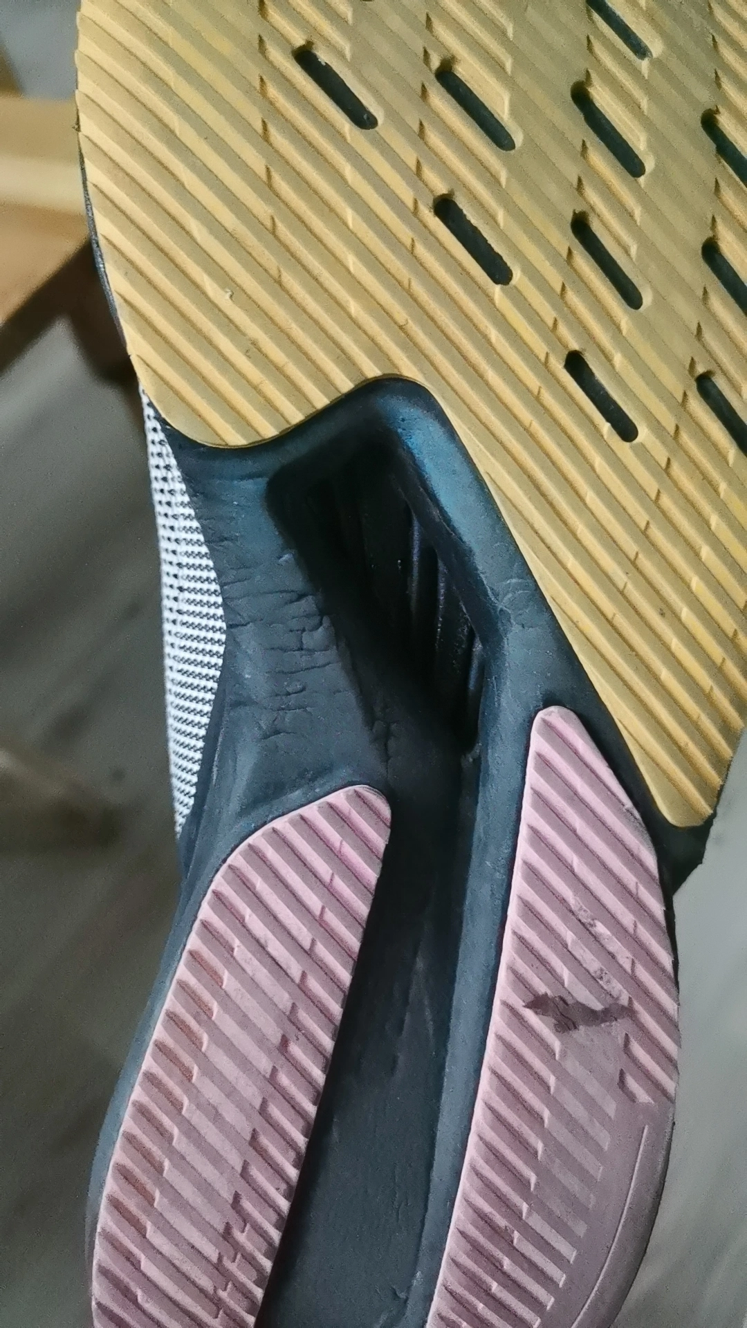 custom review-Adidas Adizero Boston 12 Беговые кроссовки Низкий топ Черный Серый Цвет Мужской