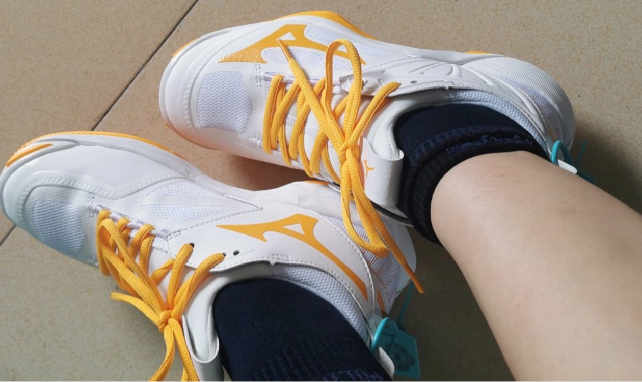 custom review-Mizuno Momentum Wave 2 Амортизаторы Шок Устойчивость к Сцеплению Устойчивость к Износу Низкий Топ Тренировочные Кроссовки Унисекс Белый Желтый