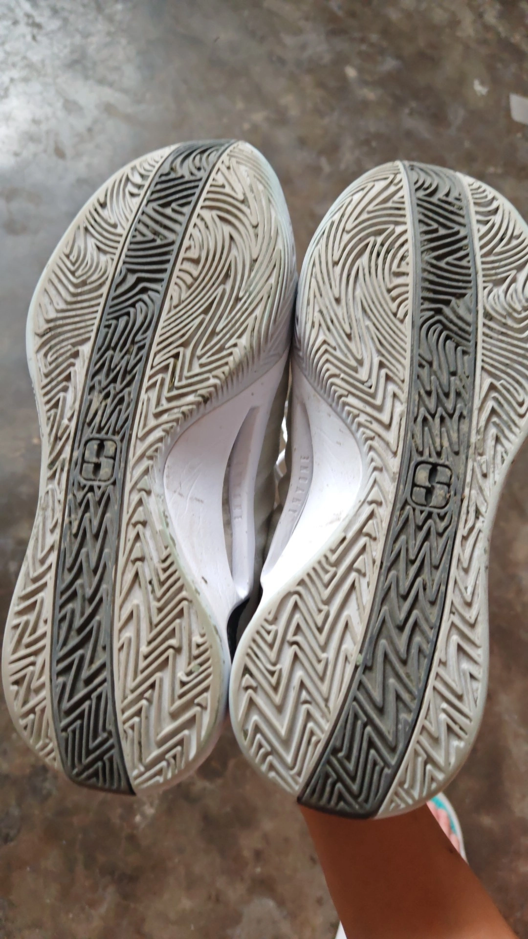 custom review-Nike Sabrina 1 'Магнитный' Низкие Баскетбольные Кроссовки Женские Белые Черные Азиатская Версия