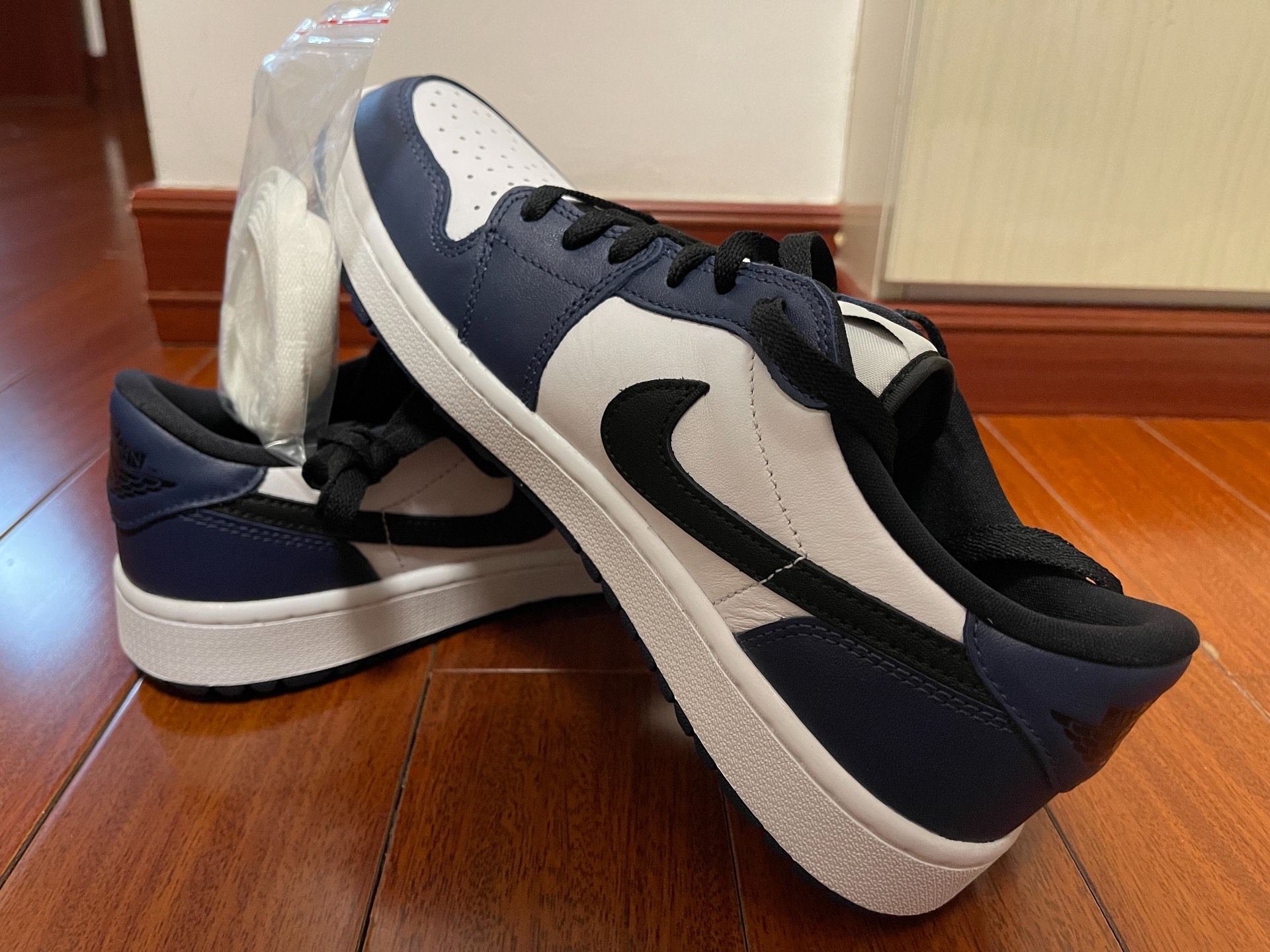 custom review-Air Jordan 1 Retro Low Golf 'Midnight Navy'