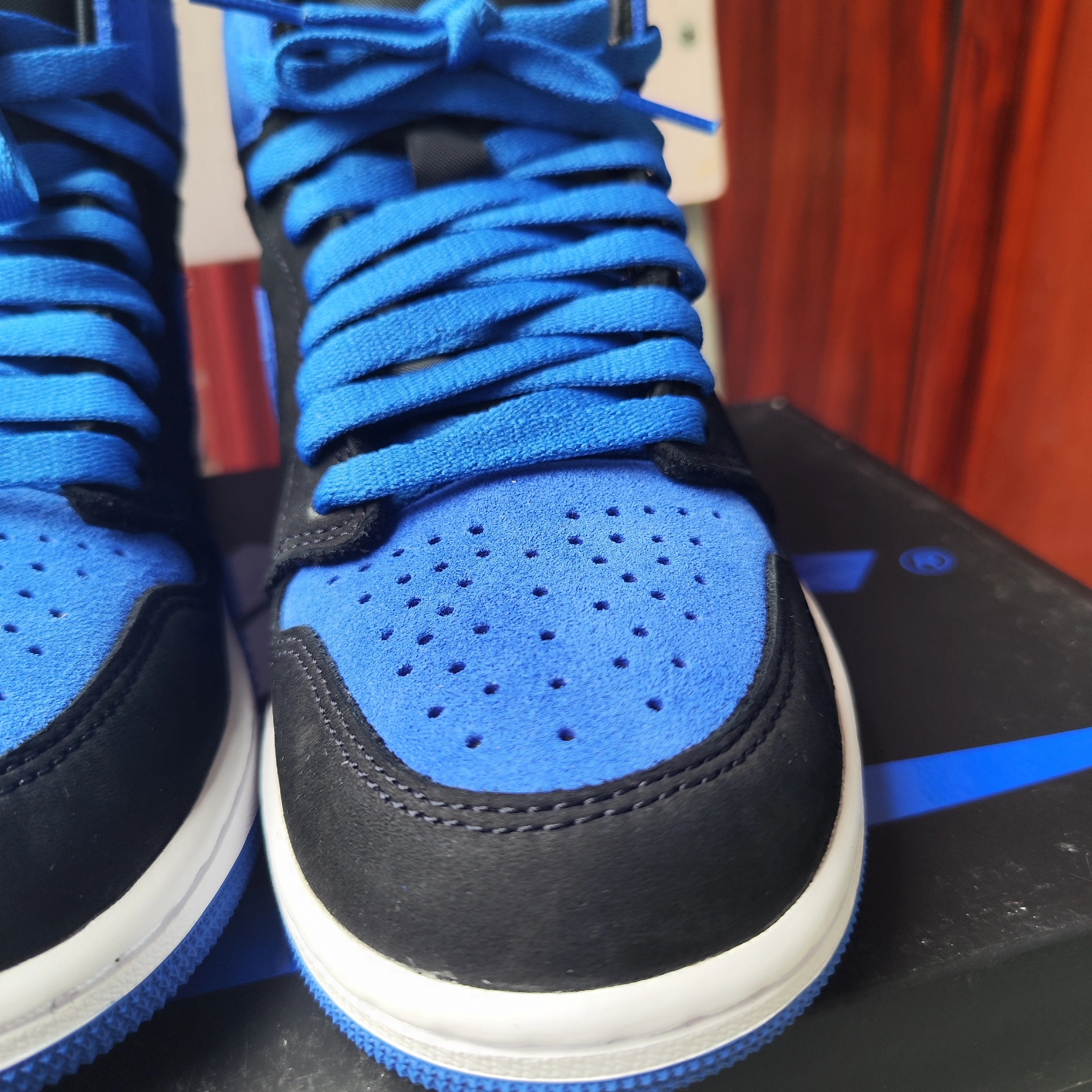 custom review-Jordan 1 Retro High Og Royal Reimagined