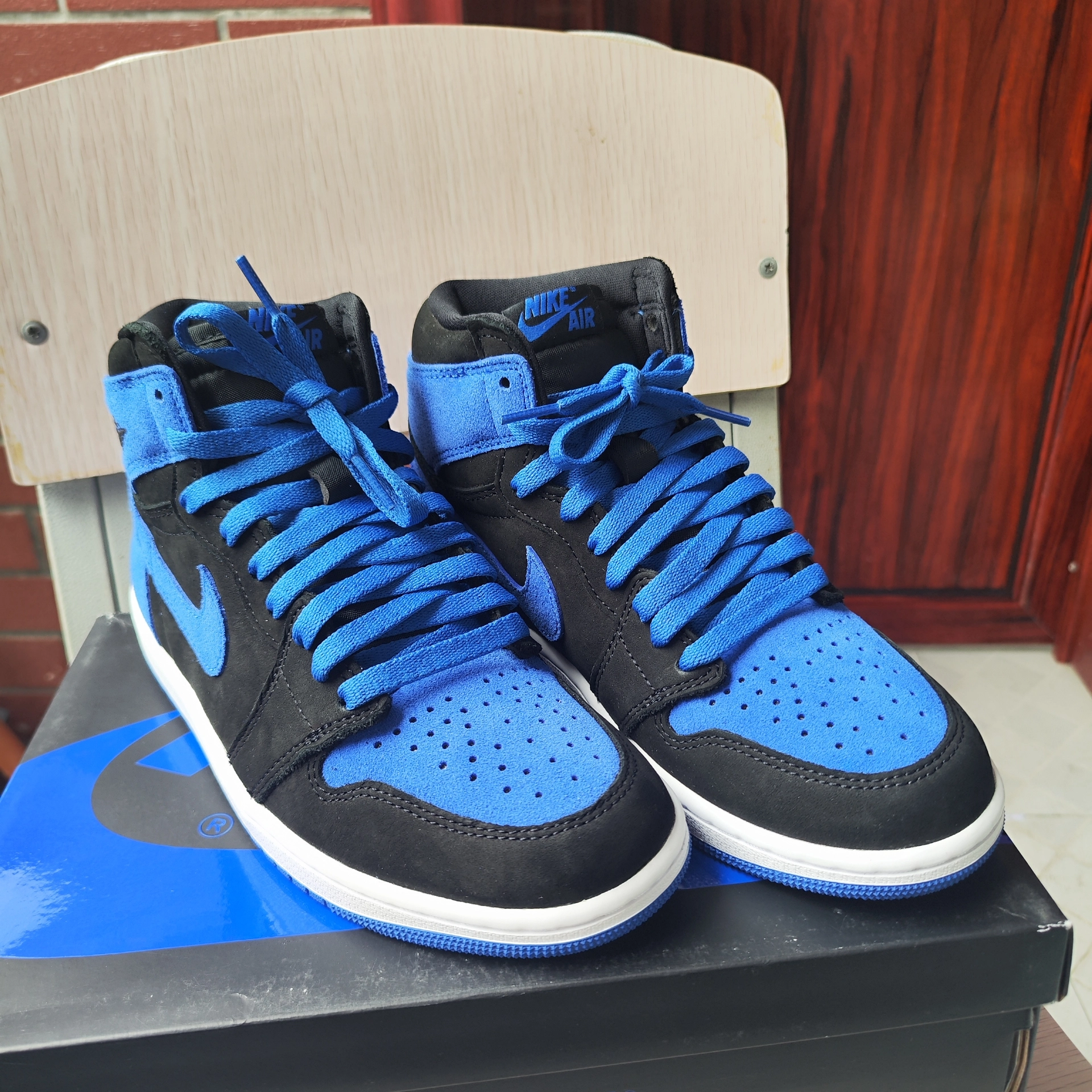 custom review-Jordan 1 Retro High Og Royal Reimagined