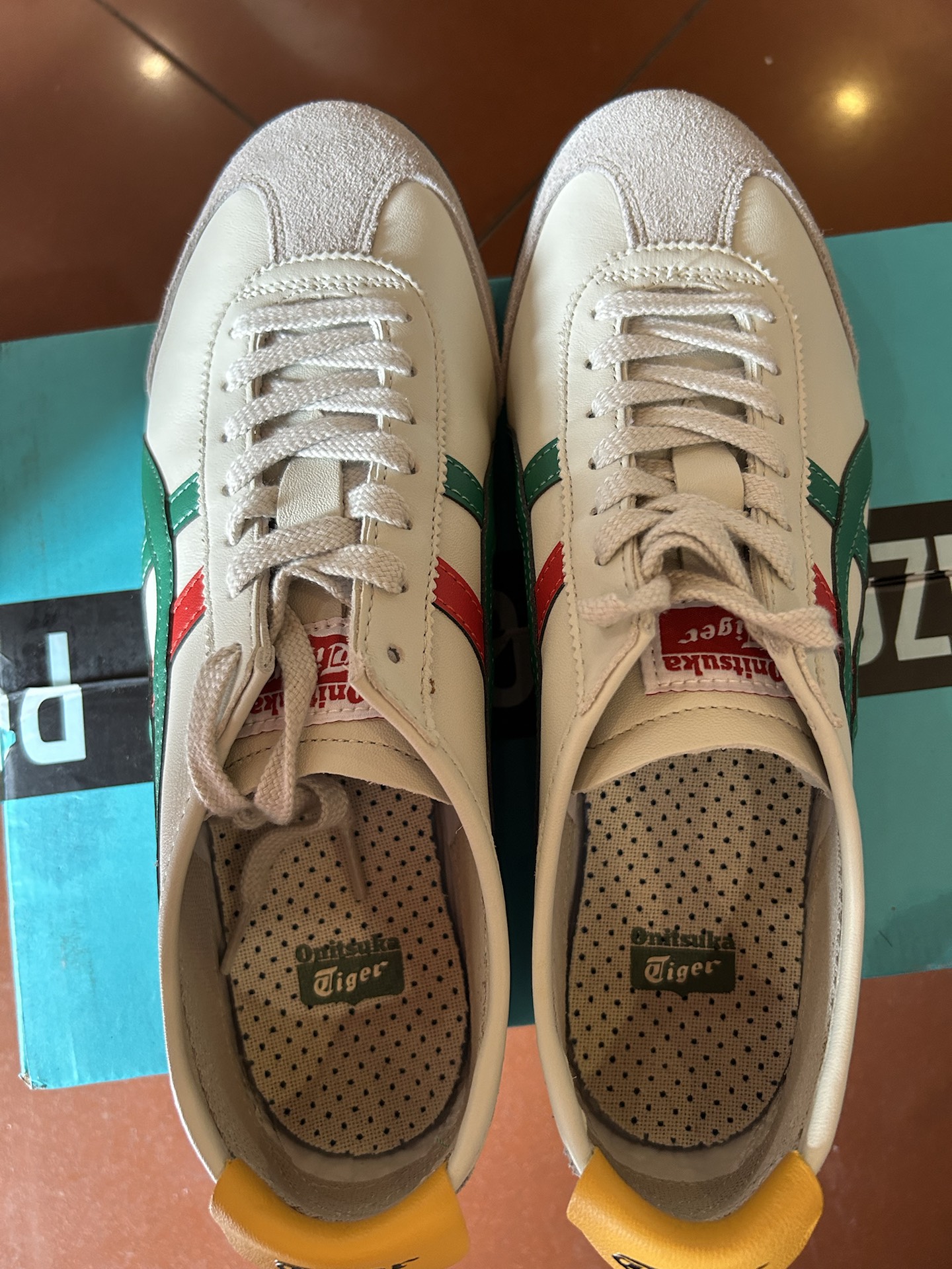 国内発送【Onitsuka Tiger】MEXICO 66 (BIRCH/GREEN) MEXICO 66 SD | Official online store | Onitsuka Tiger BE