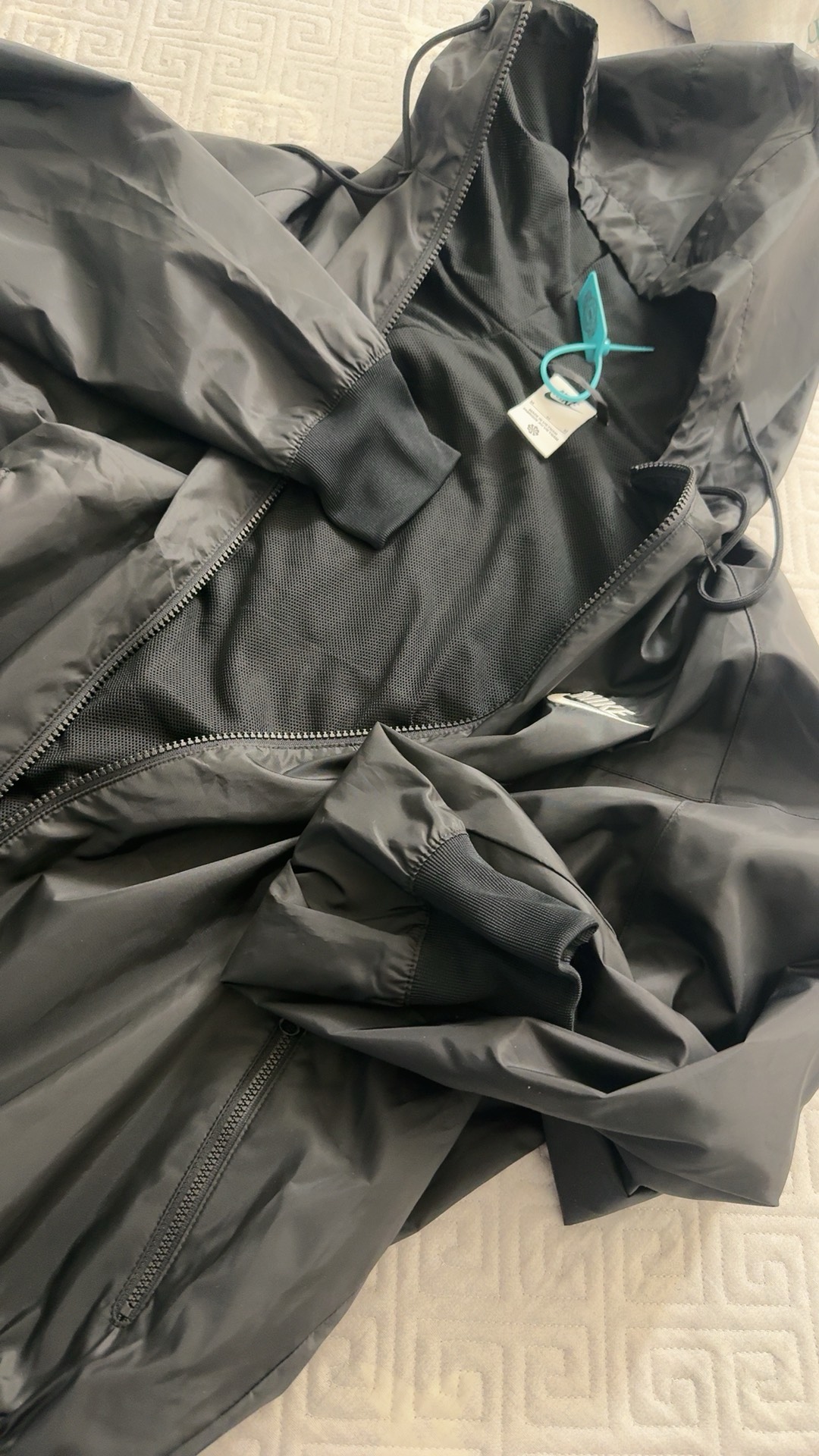 custom review-Nike WINDRUNNER Куртка Мужская Черная