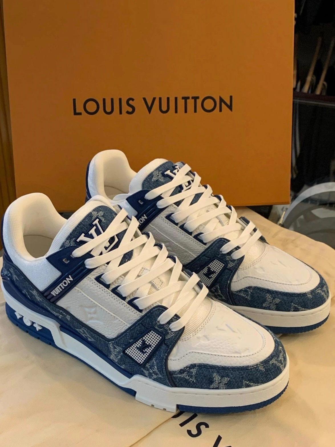 Реплики магазин часов-louisvuitton переводчик [Рос