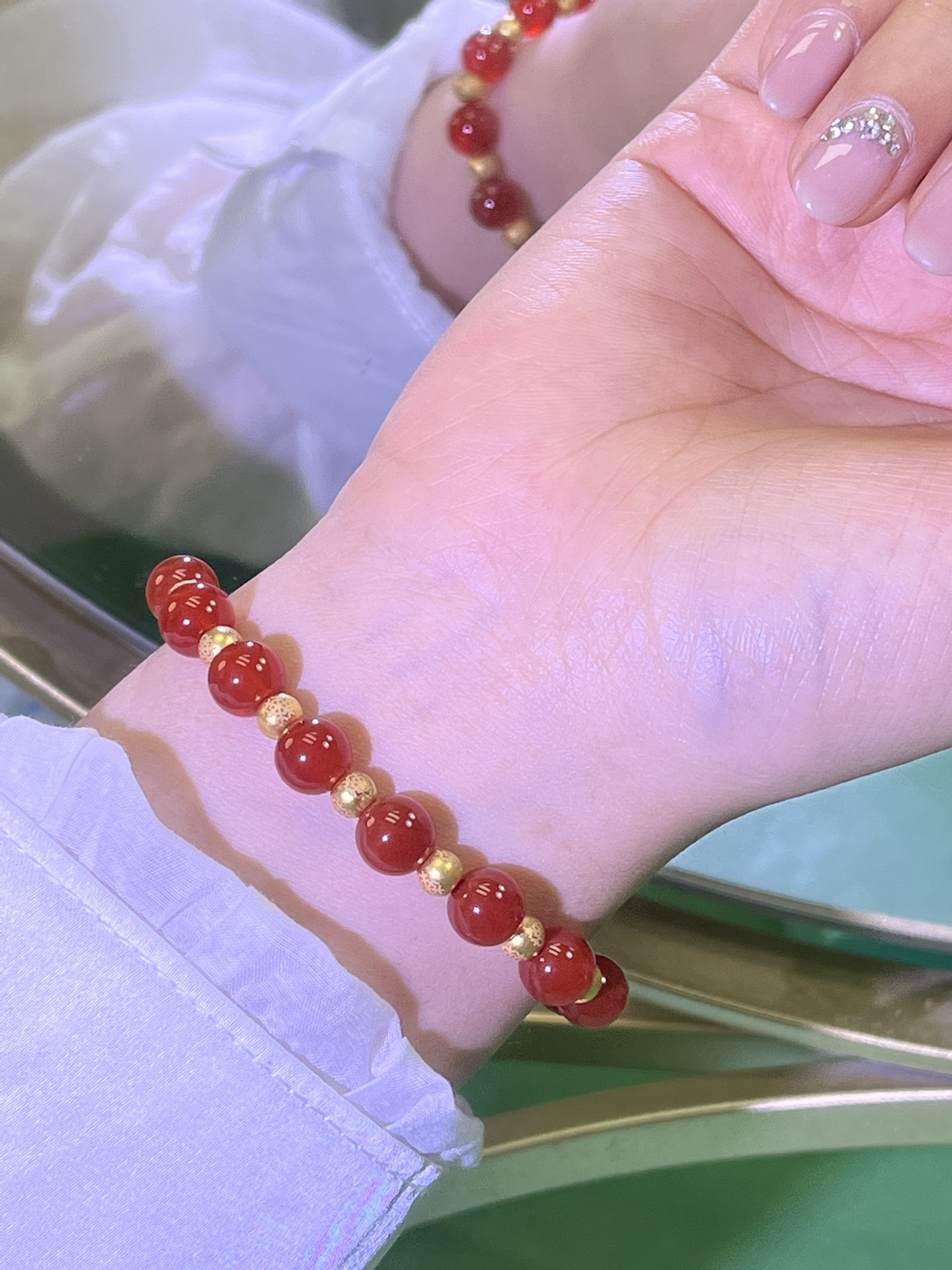 原来母亲节王炸是:红玛瑙小金珠手串99