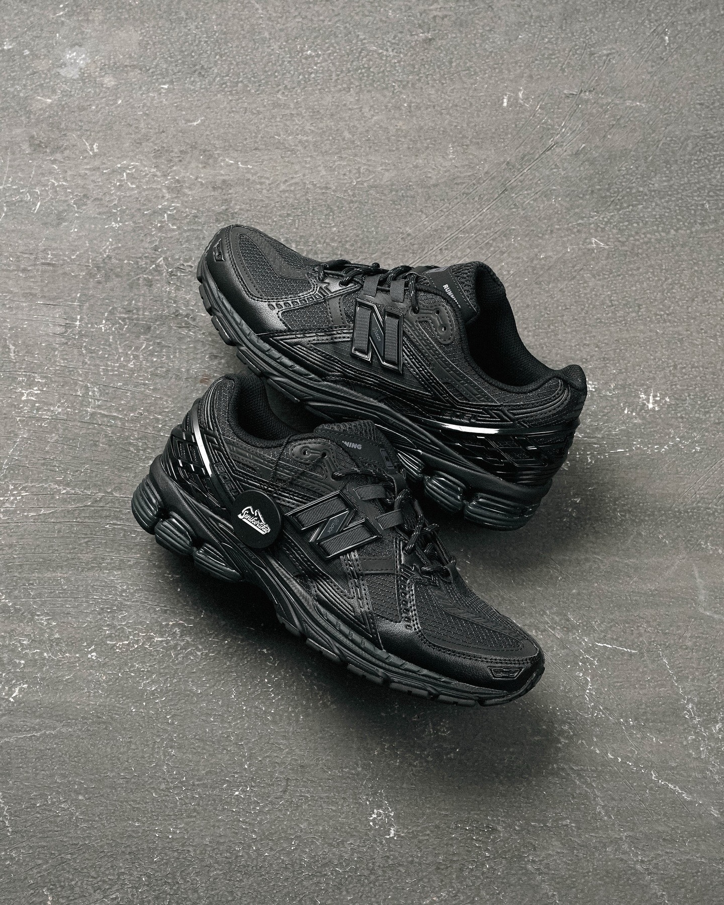 ★送料・関税込★New Balance★1906U Triple Black★22-29cm★ New Balance 1906U Triple Black - POIZON