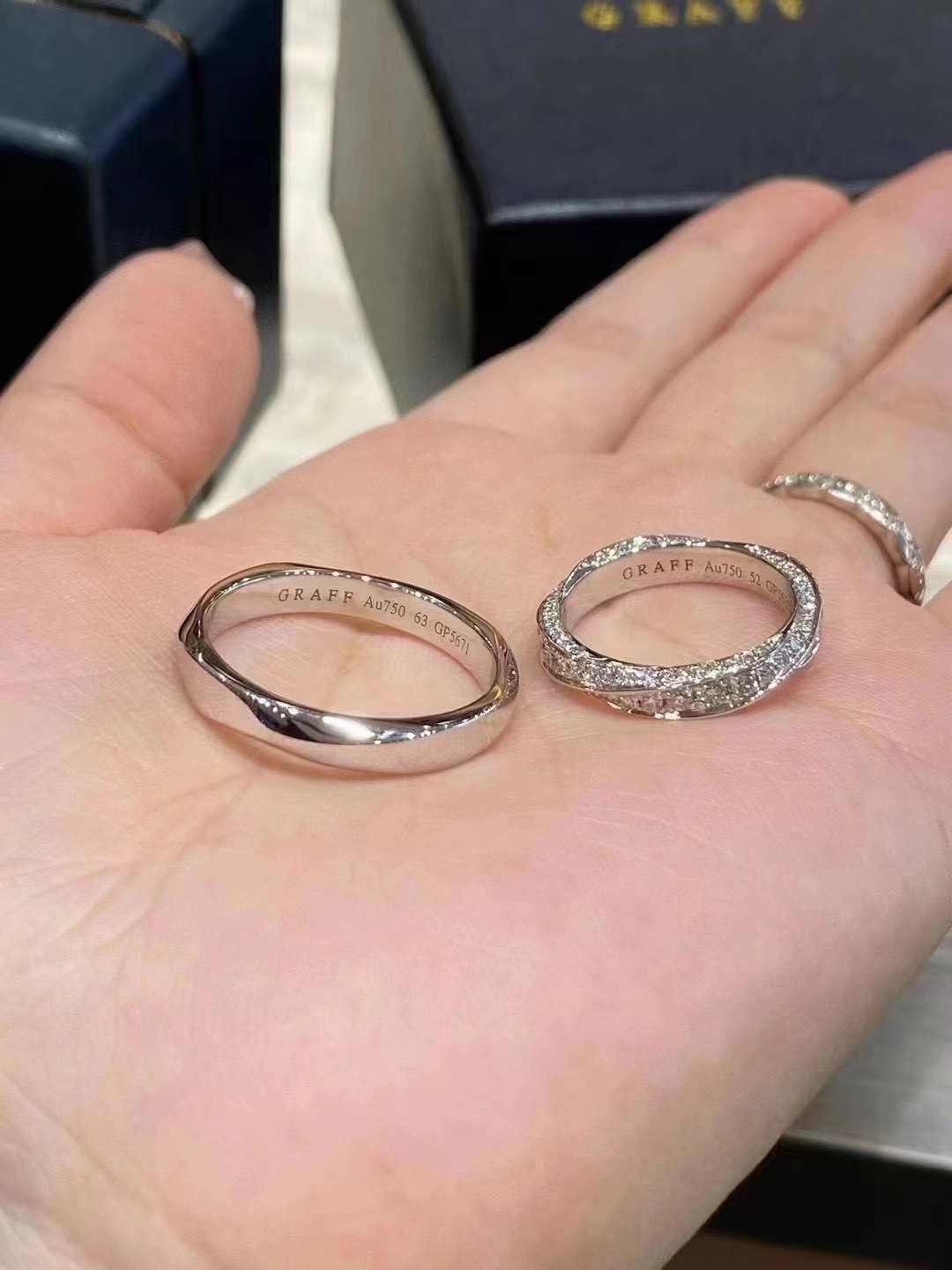 格拉芙结婚对戒,简约大气