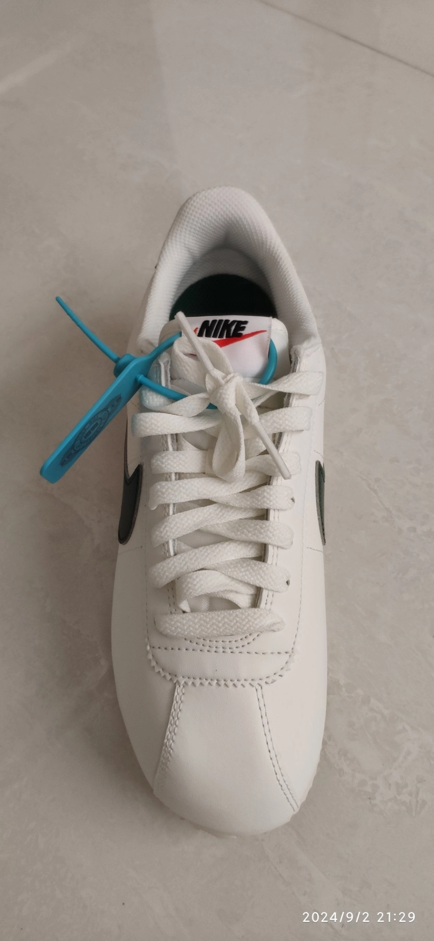 custom review-Nike Cortez Аbrasion Resistant Низкий Топ Повседневный Городской Коммутирование Беговые кроссовки Женские Бежево-зеленый