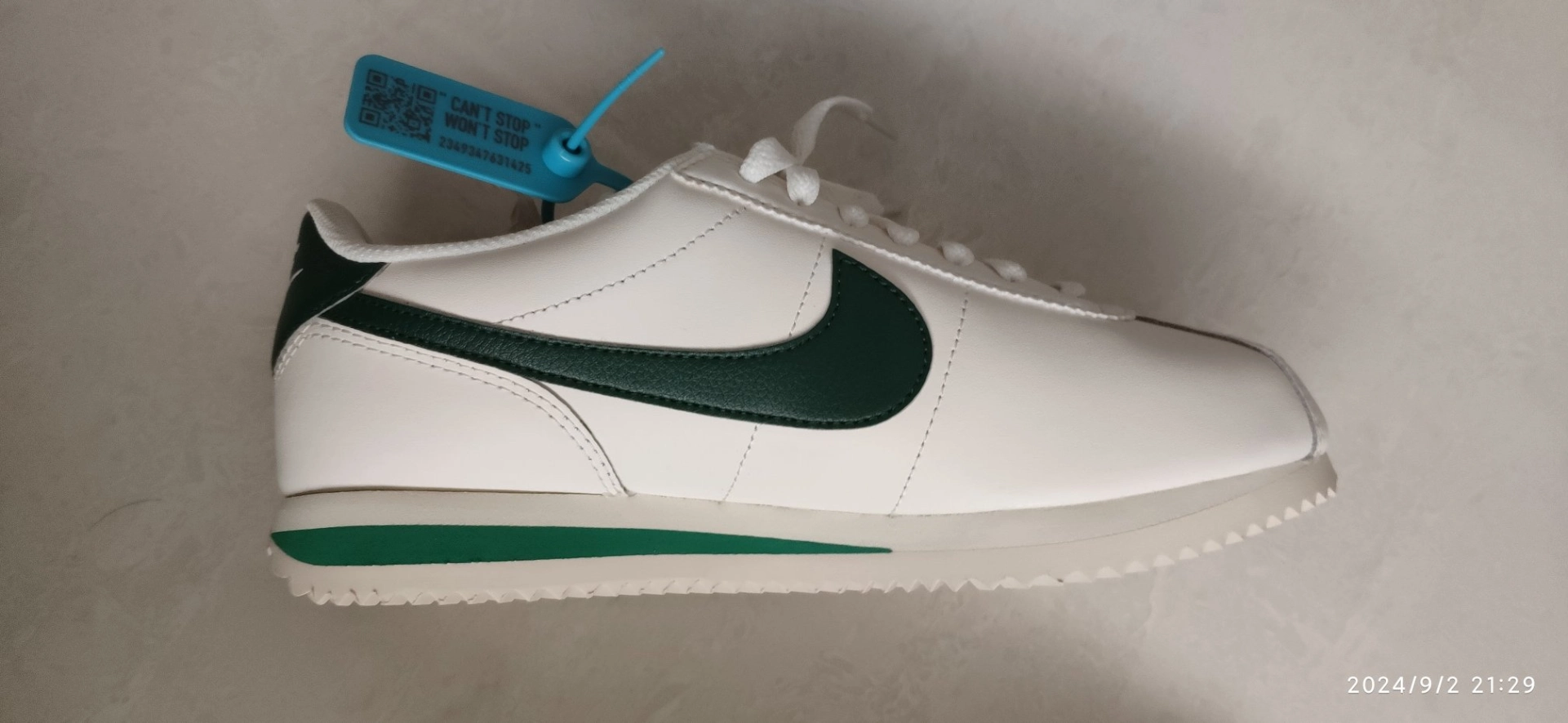 custom review-Nike Cortez Аbrasion Resistant Низкий Топ Повседневный Городской Коммутирование Беговые кроссовки Женские Бежево-зеленый