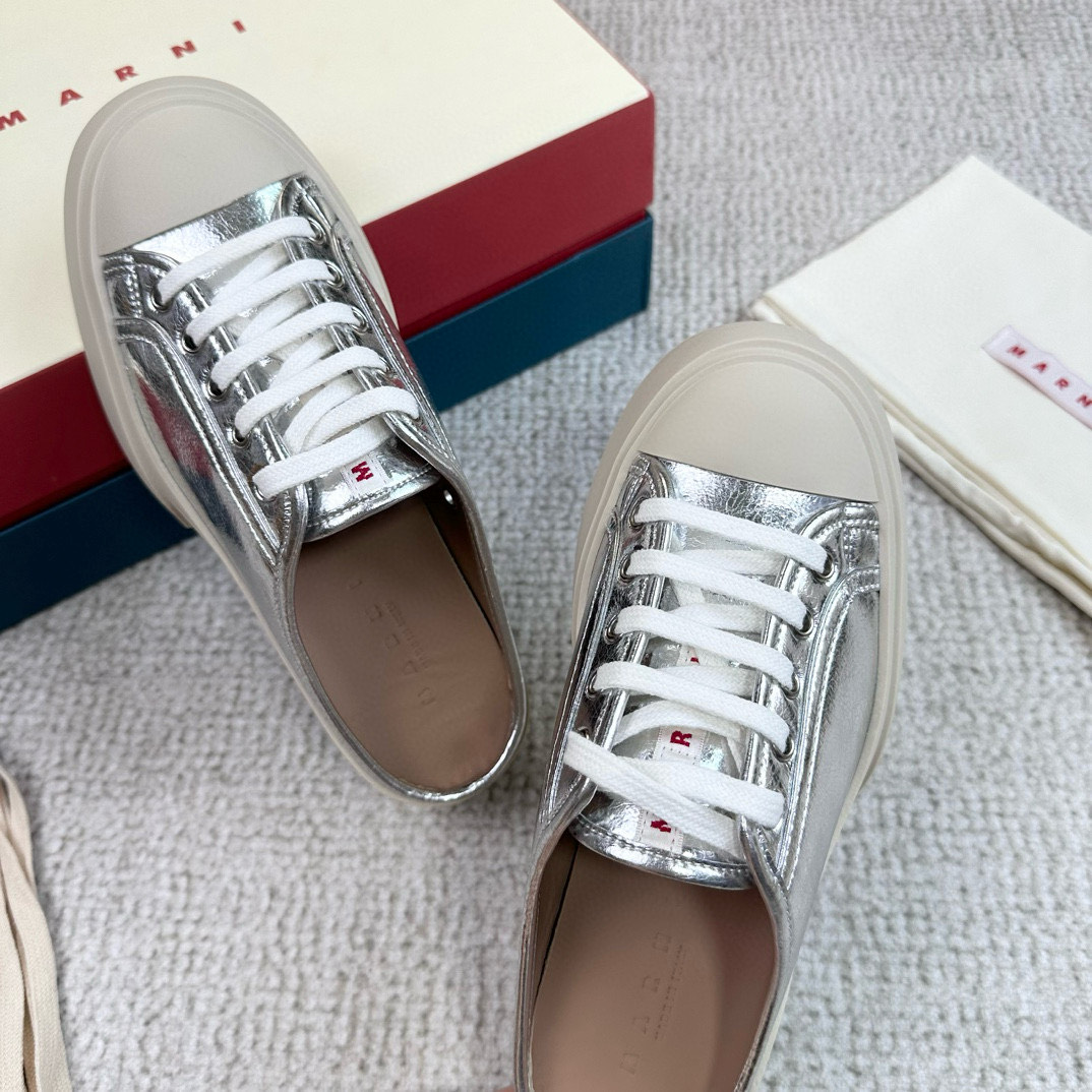 marni玛尼新款大头厚底半拖鞋真假对比